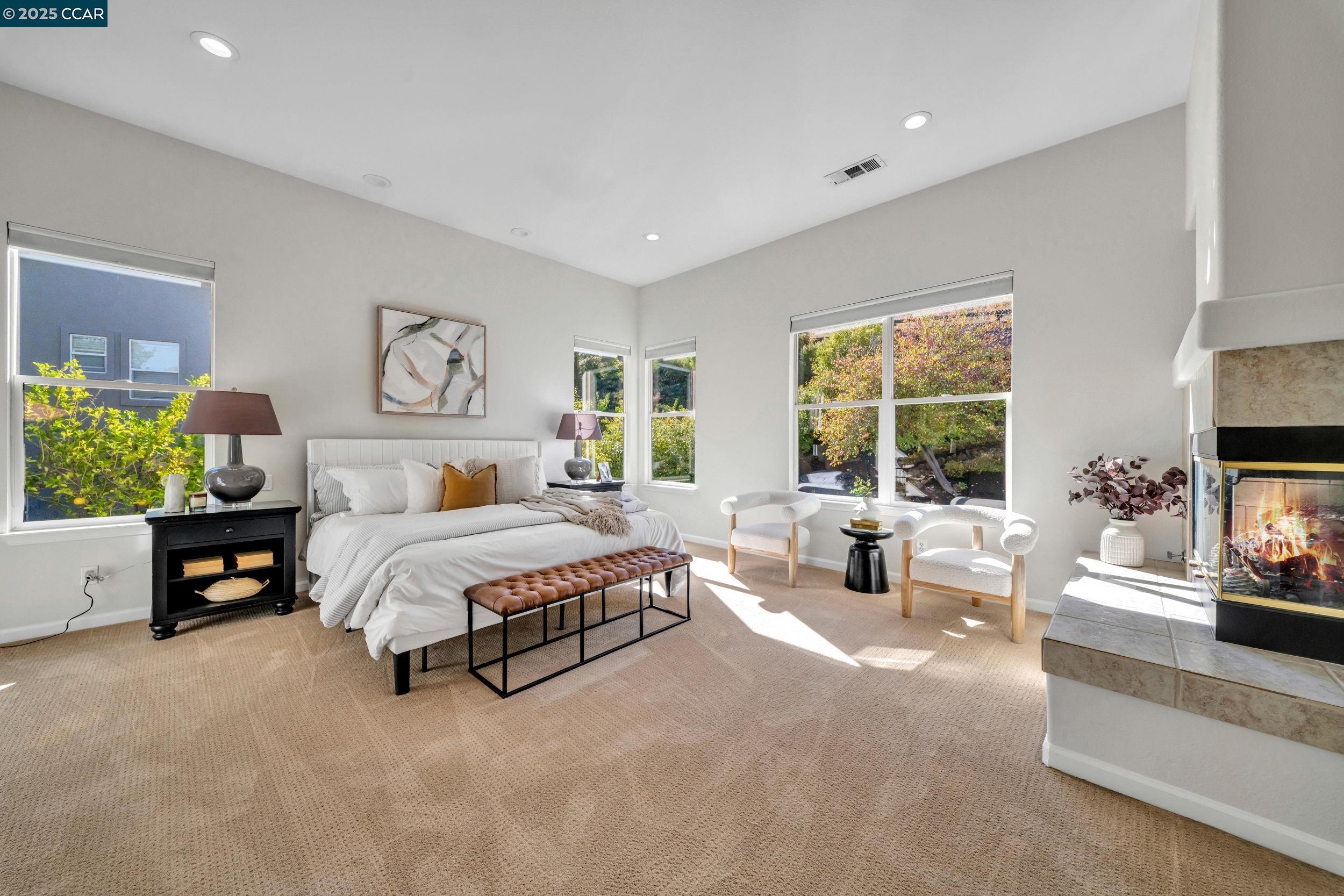 1040 Pebble Beach Dr, Clayton