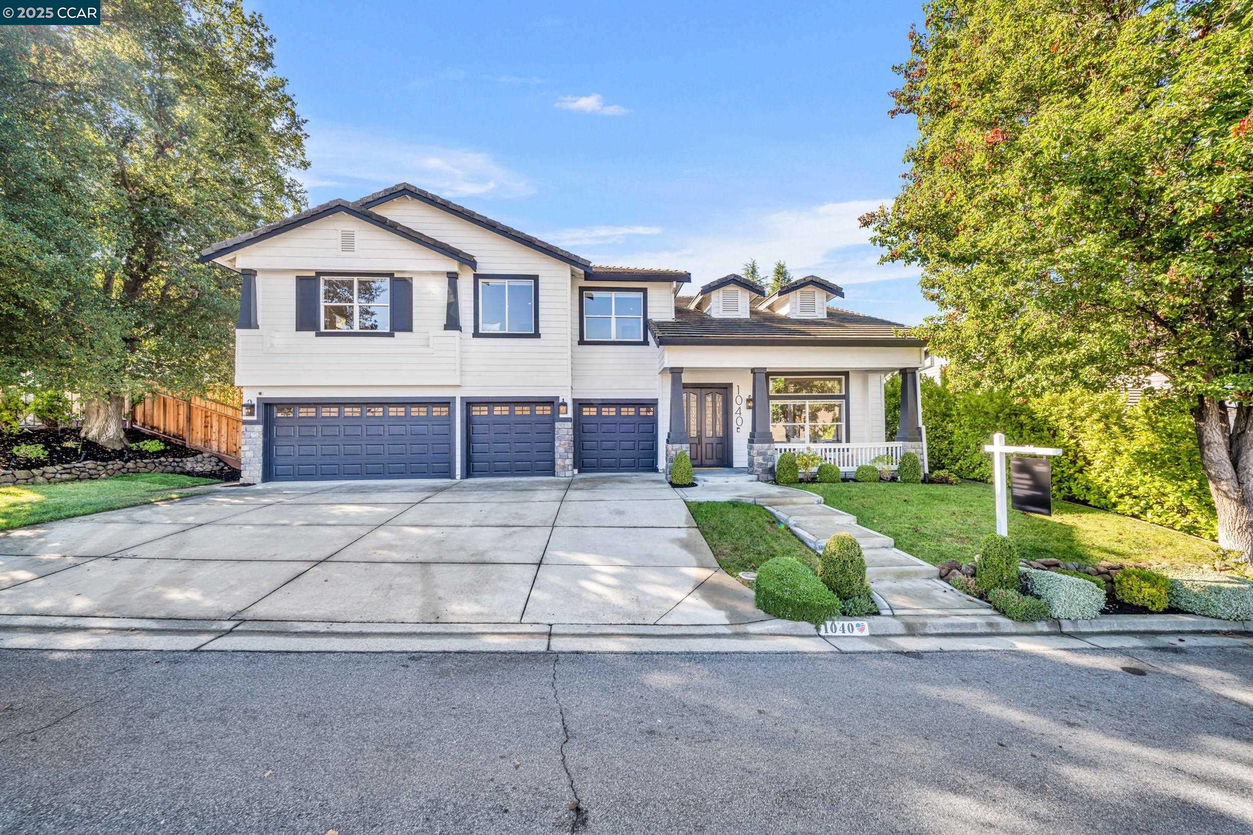 1040 Pebble Beach Dr, Clayton