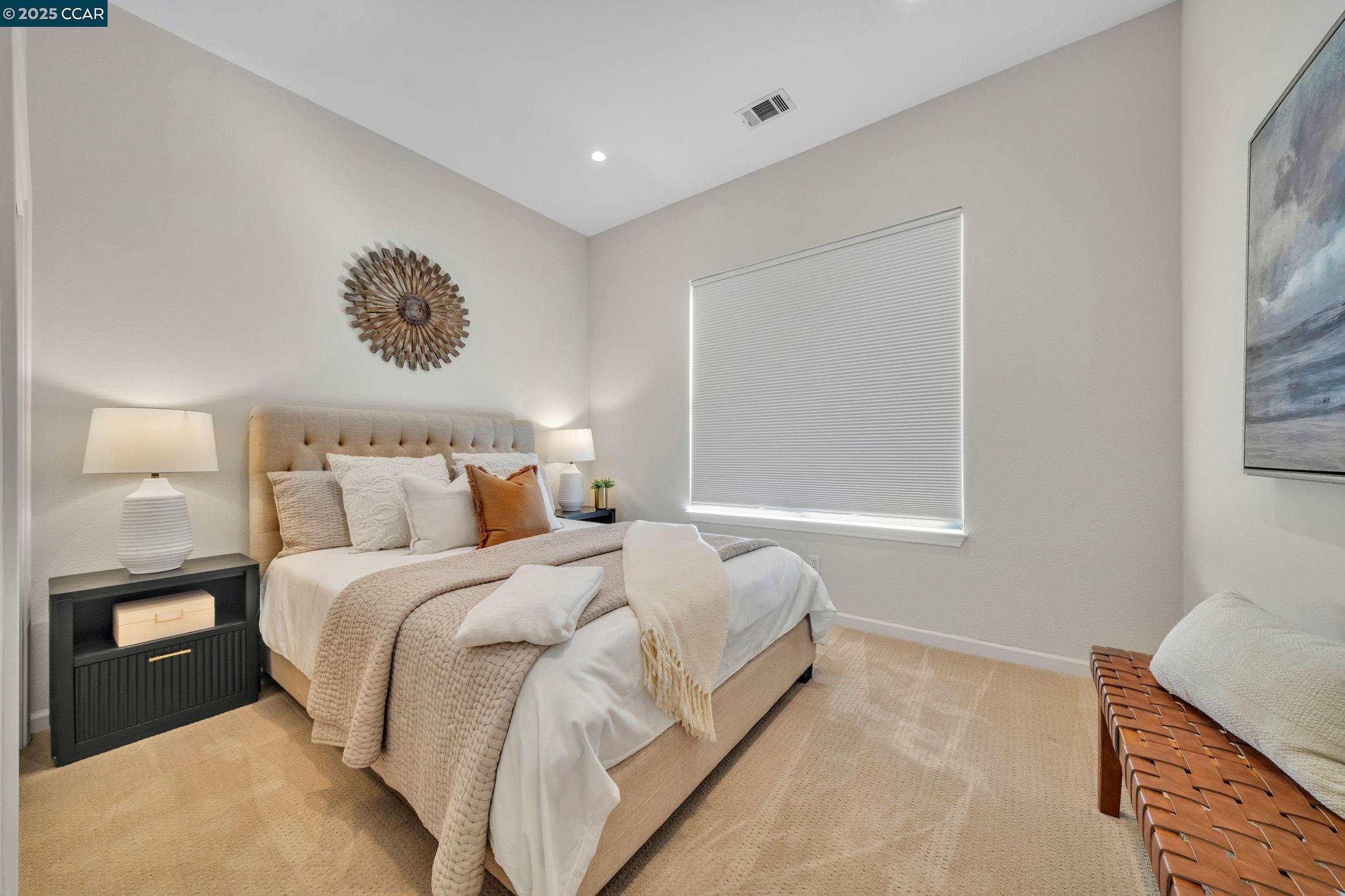 1040 Pebble Beach Dr, Clayton