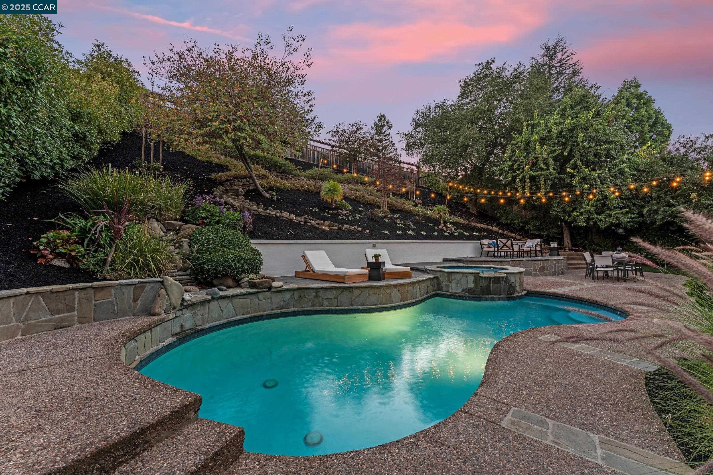 1040 Pebble Beach Dr, Clayton