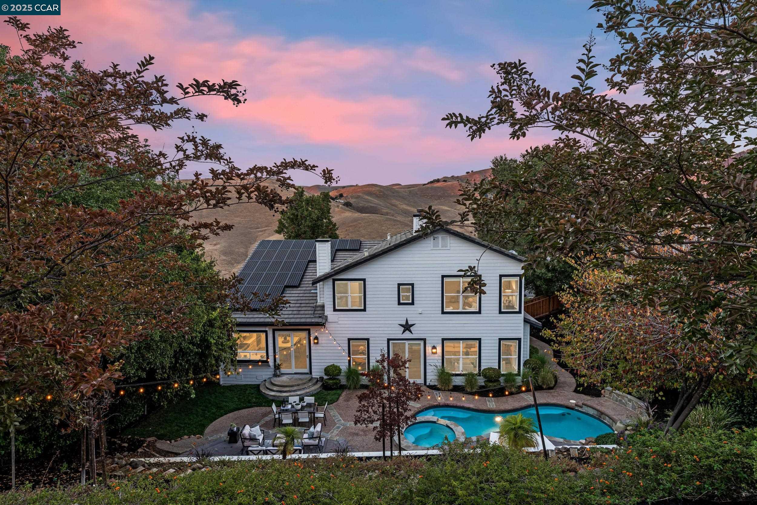 1040 Pebble Beach Dr, Clayton