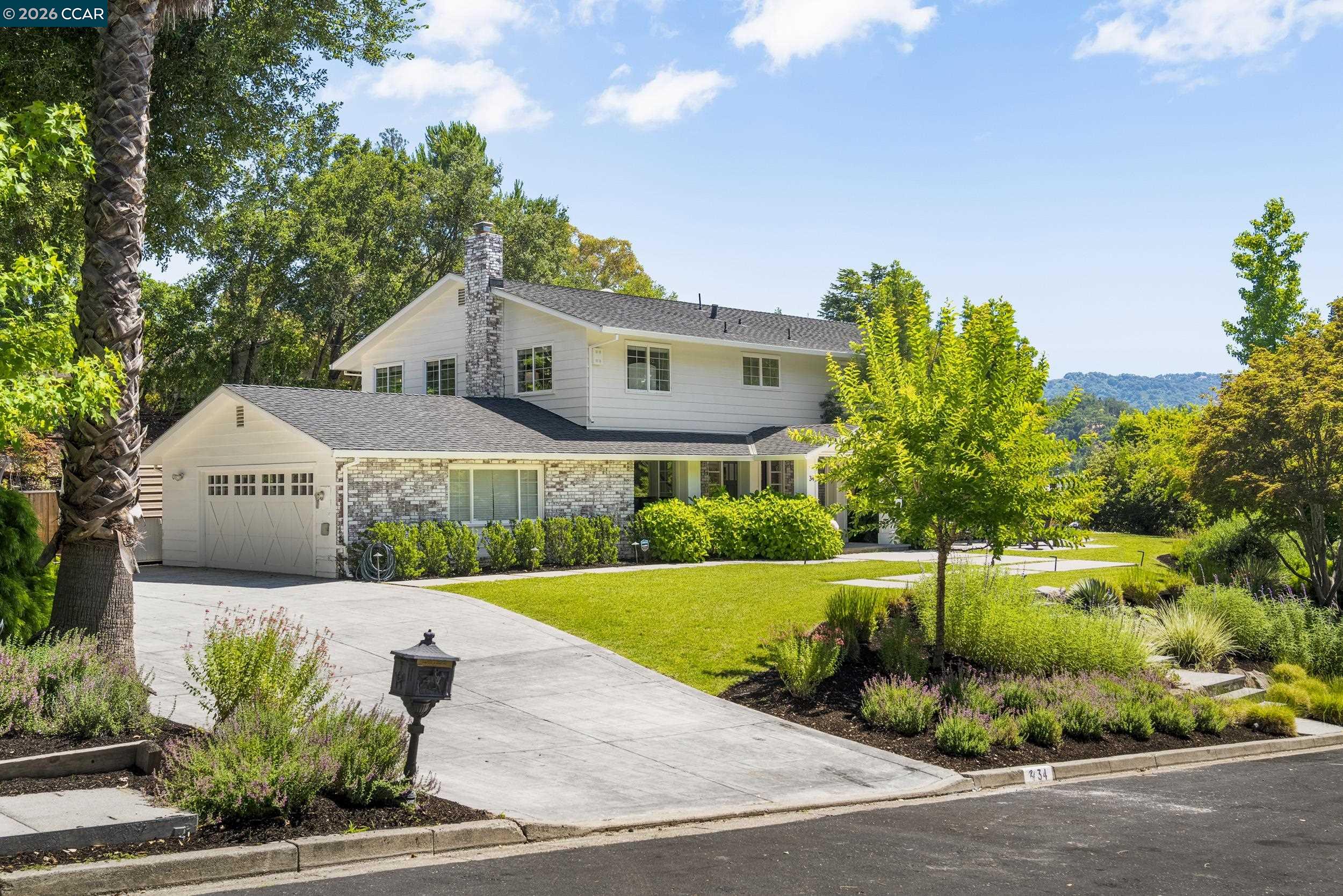 34 Mott Dr