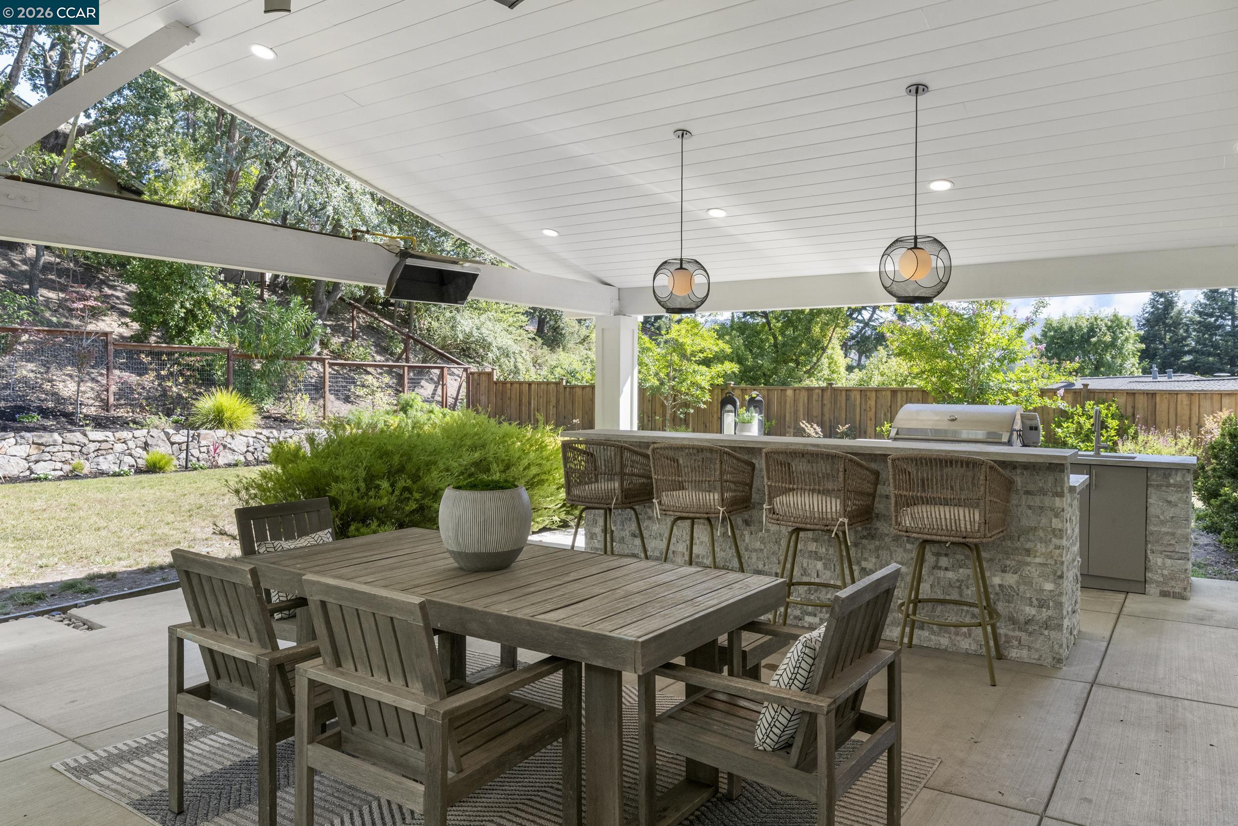 34 Mott Dr