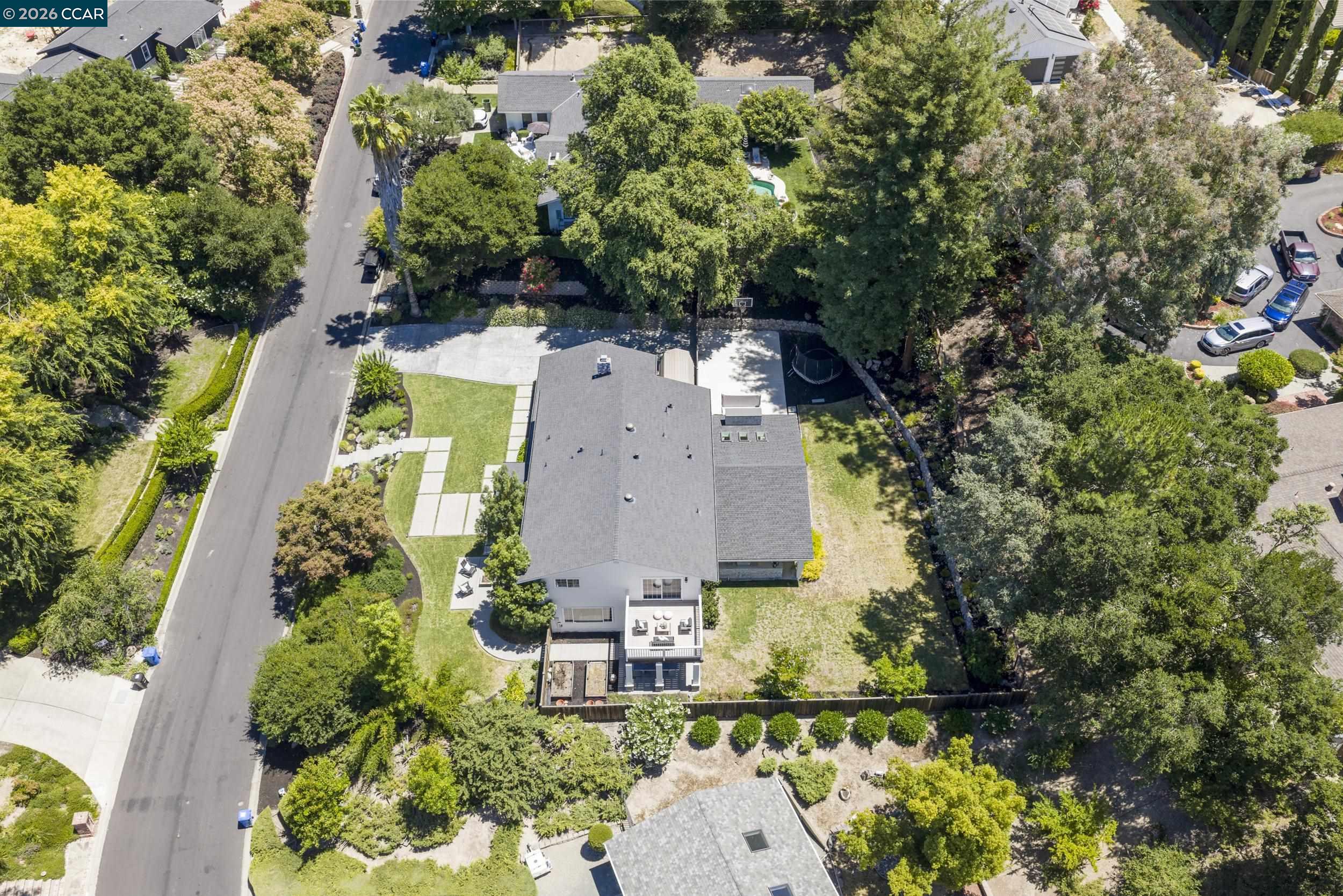 34 Mott Dr