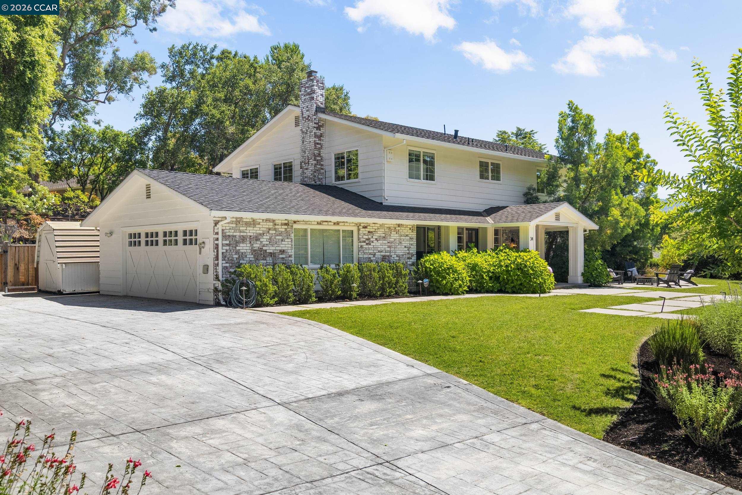34 Mott Dr