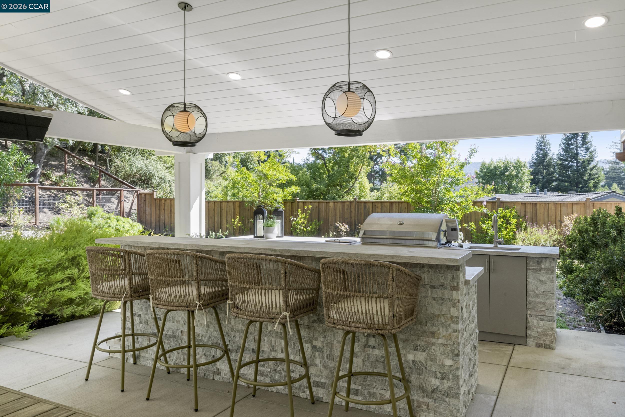 34 Mott Dr