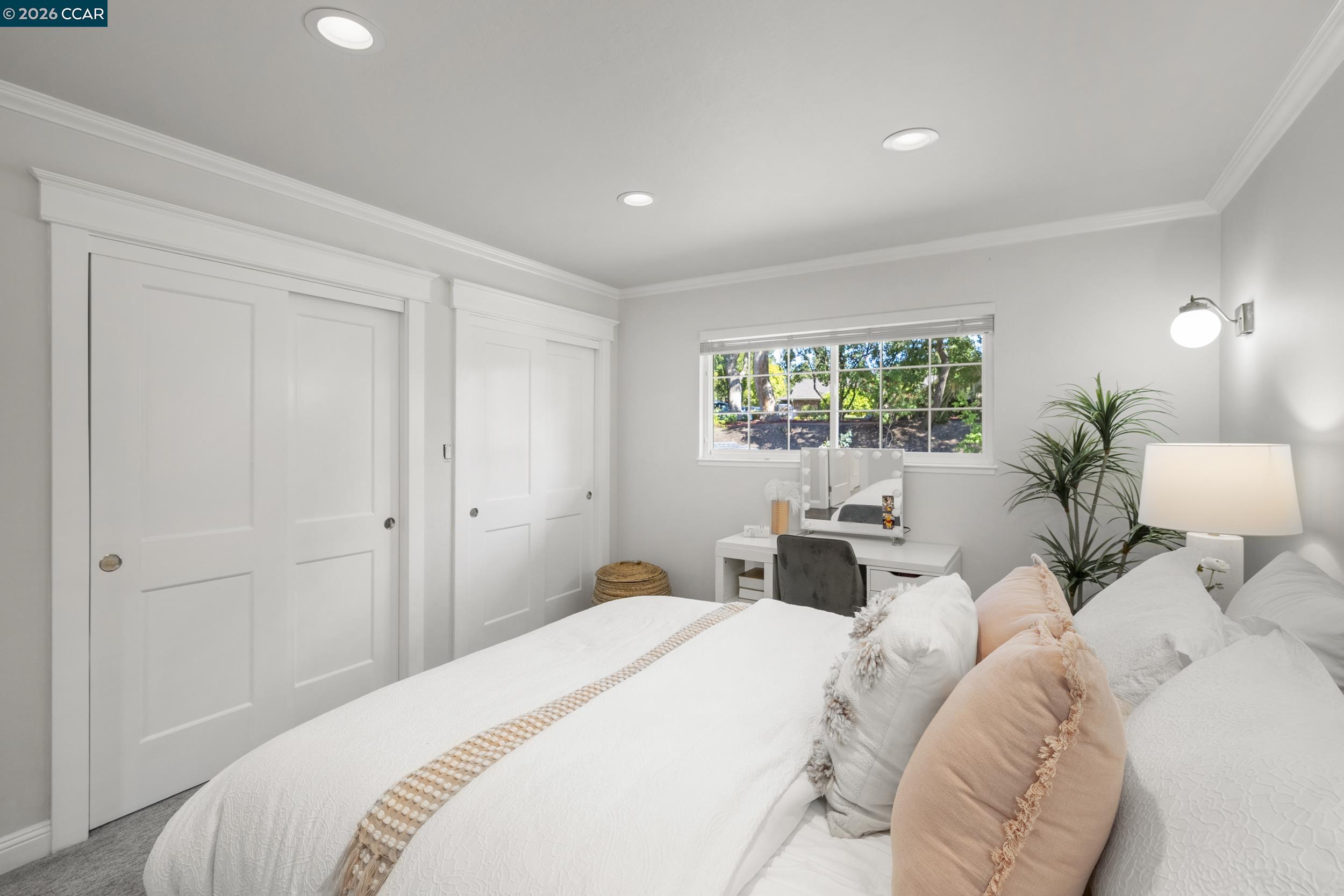 34 Mott Dr