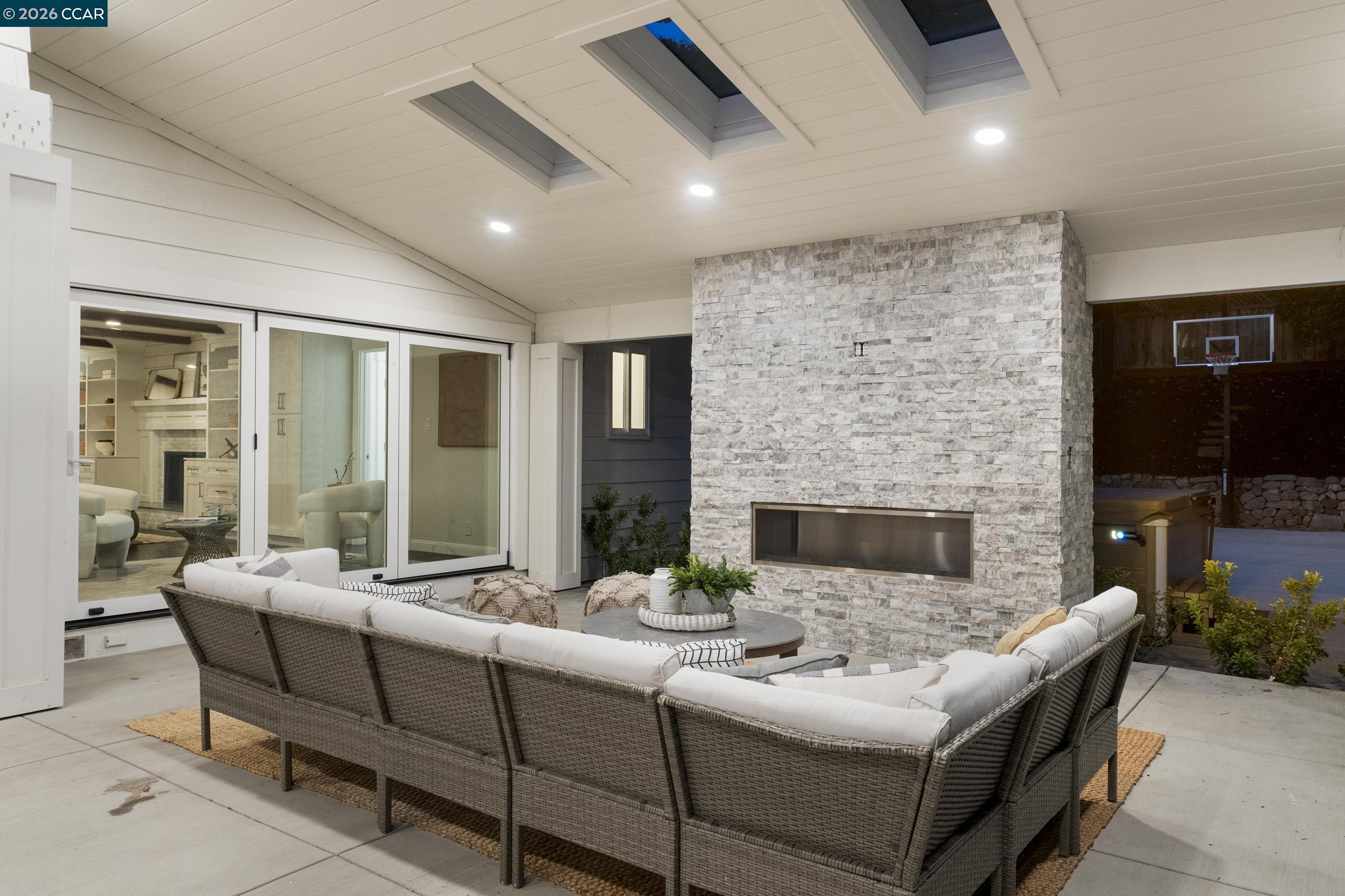 34 Mott Dr