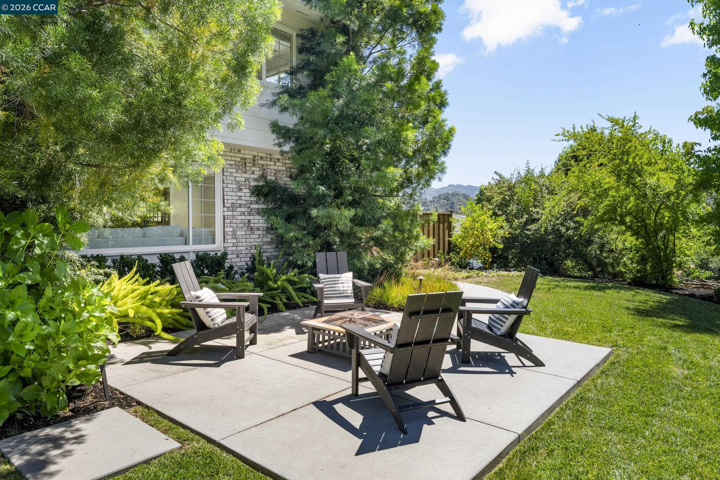 34 Mott Dr