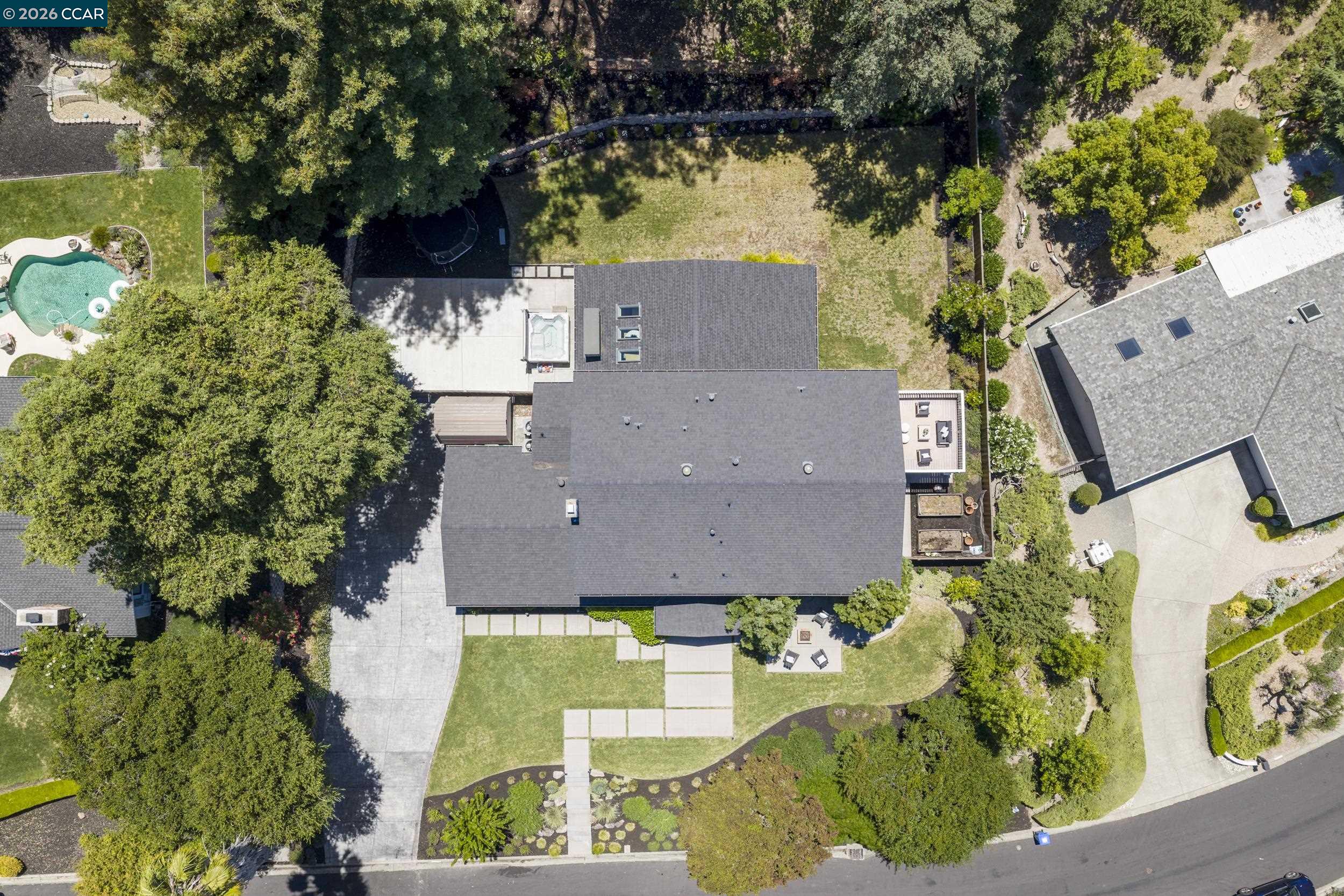 34 Mott Dr