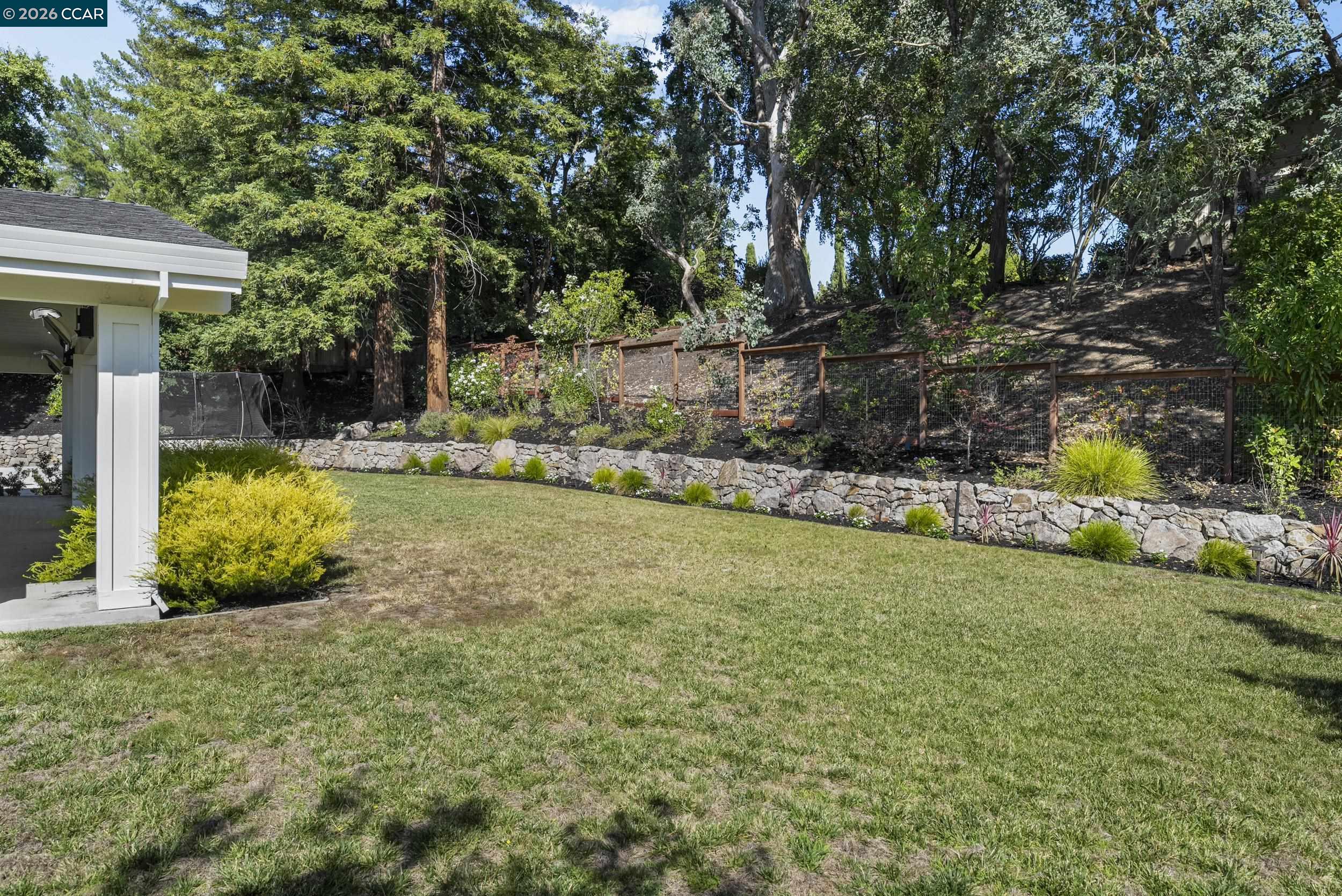 34 Mott Dr