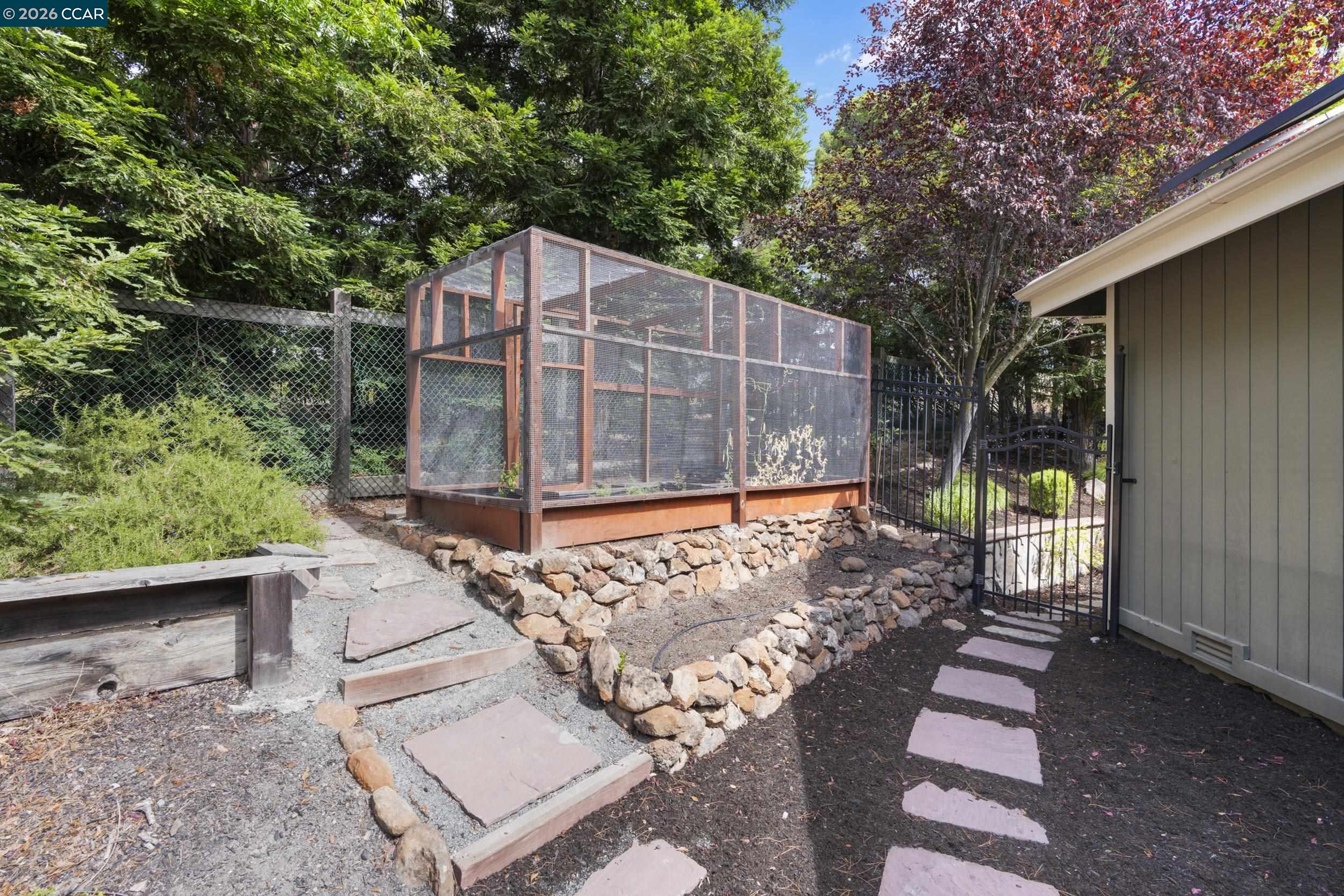 55 Mcconnell Ln