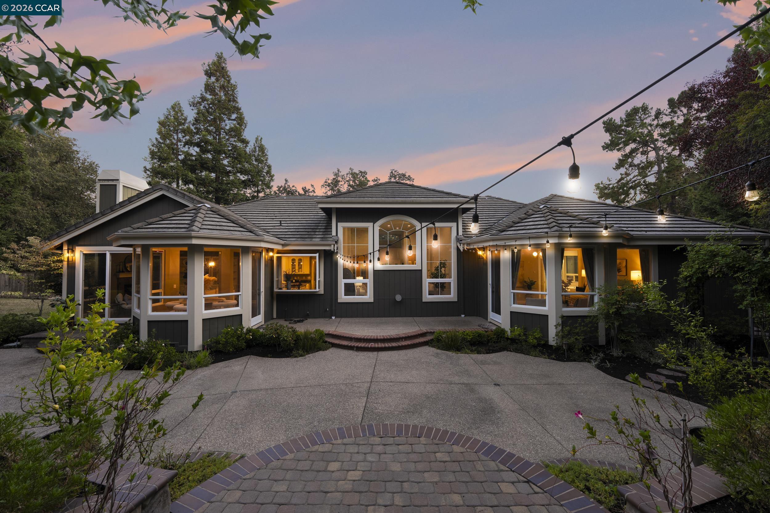 55 Mcconnell Ln