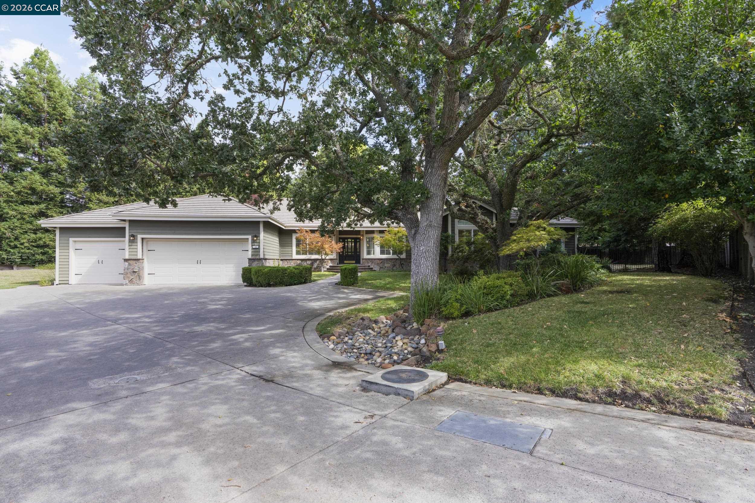 55 Mcconnell Ln