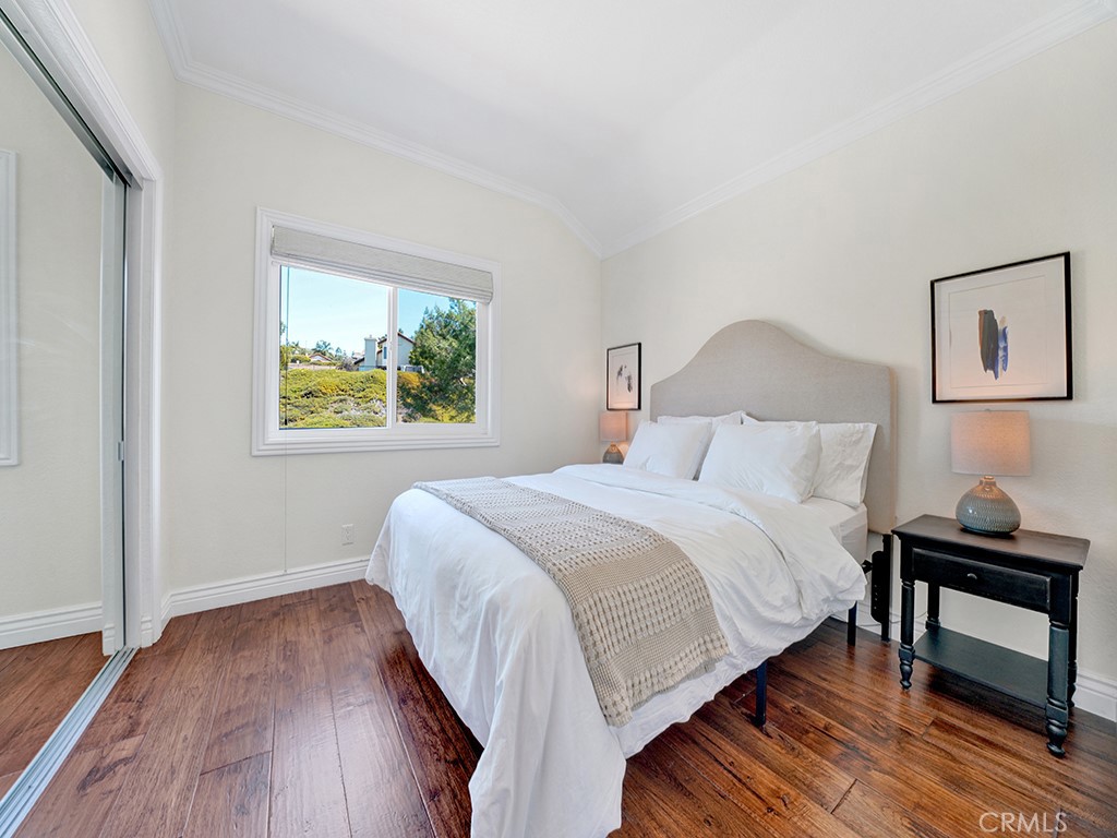 27379 Paseo La Serna