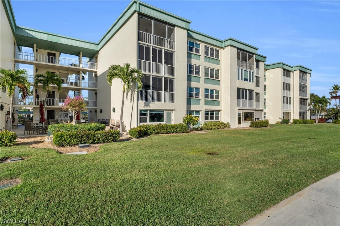 1660 Pine Valley DR 306