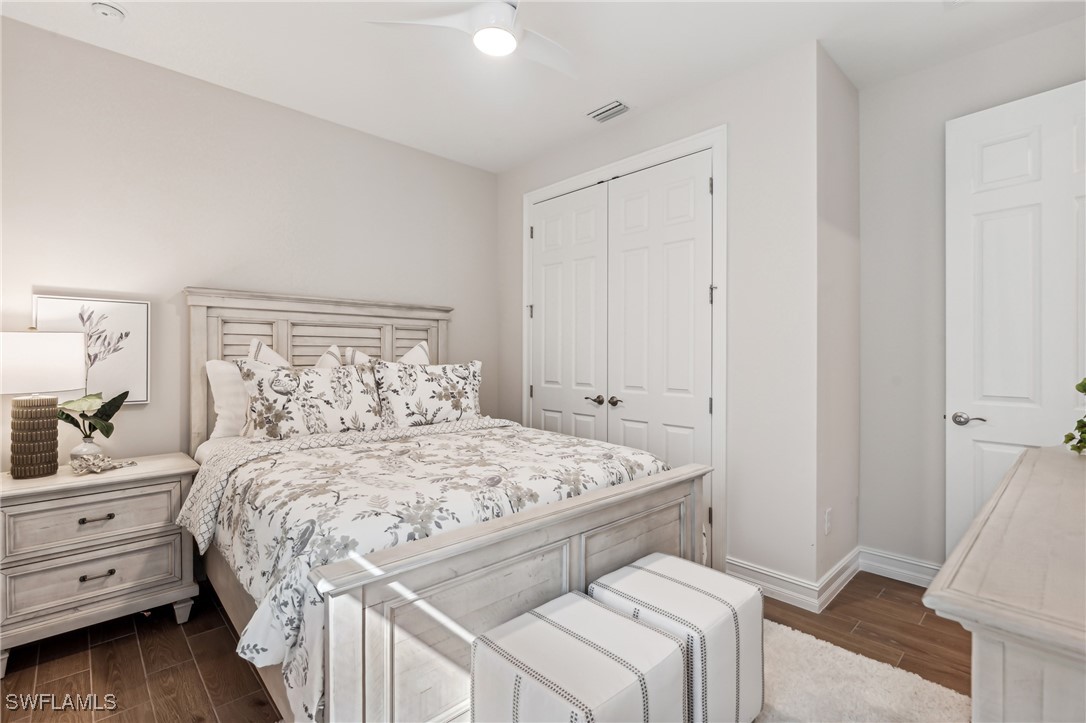 28156 Captiva Shell LOOP