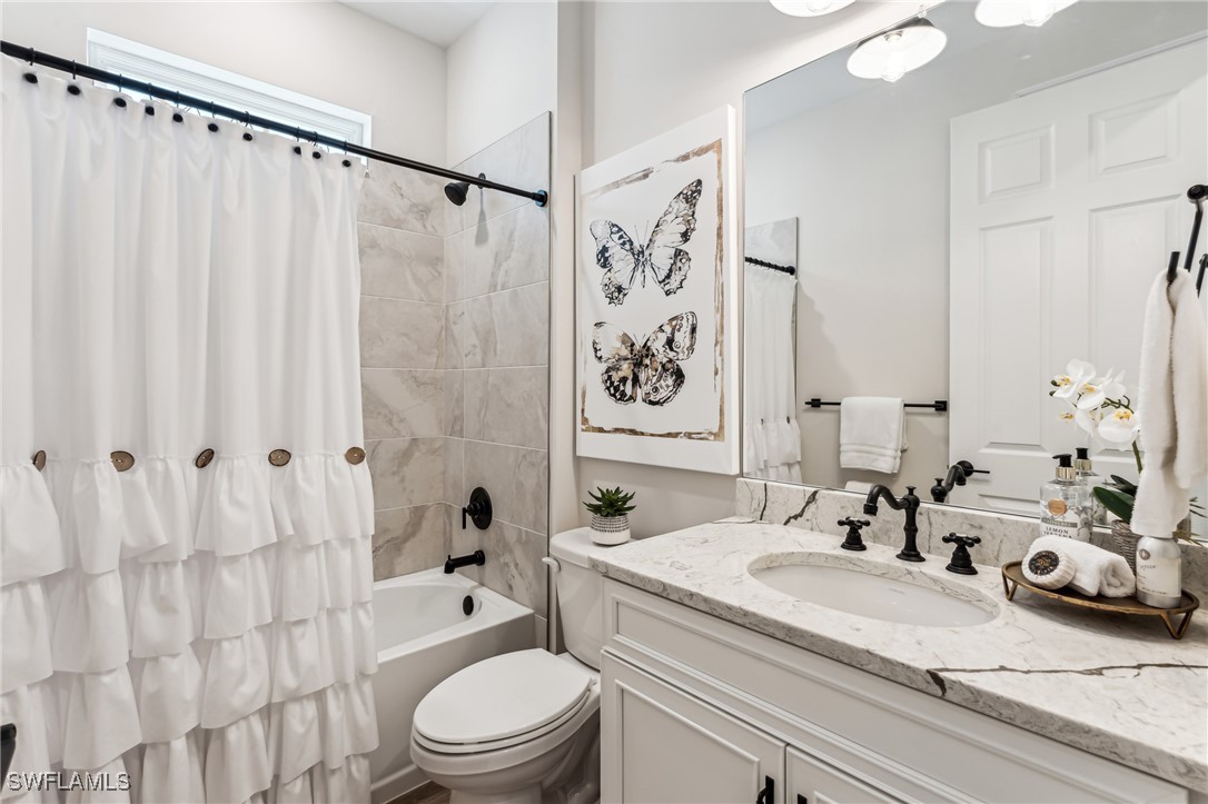 28156 Captiva Shell LOOP