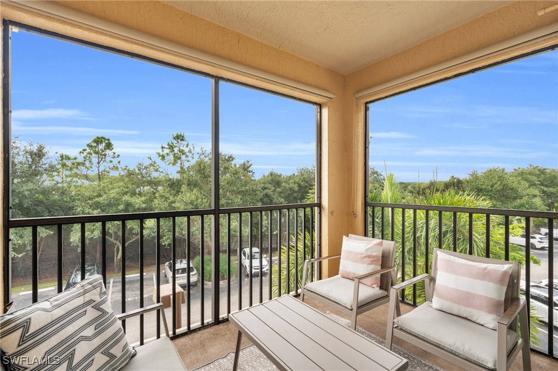 12990 Positano CIR 301