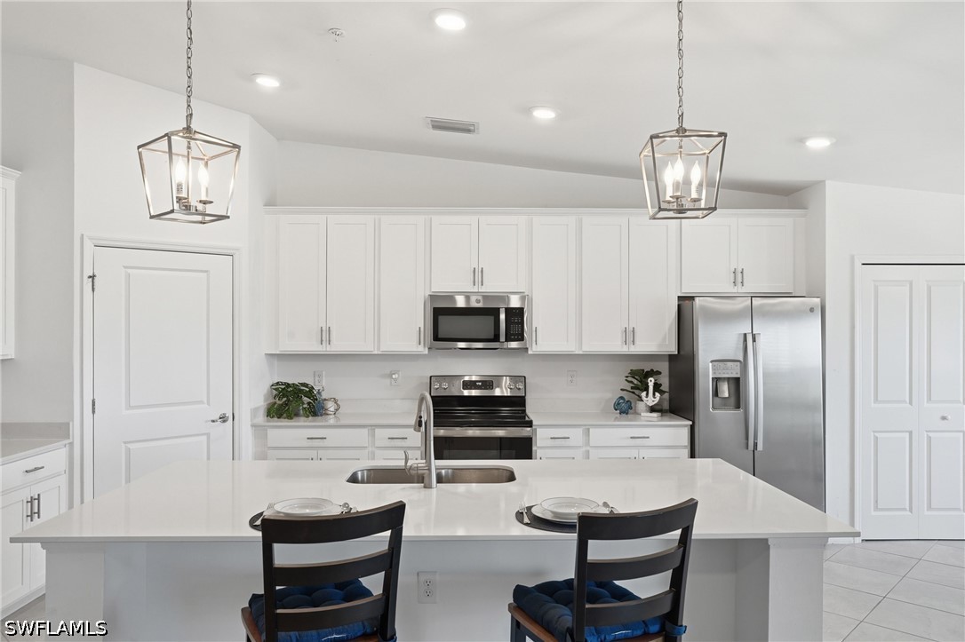 5427 Double Eagle Cir 2824