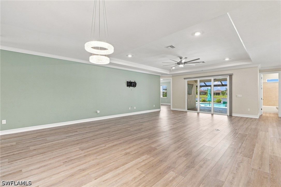 28140 Captiva Shell LOOP