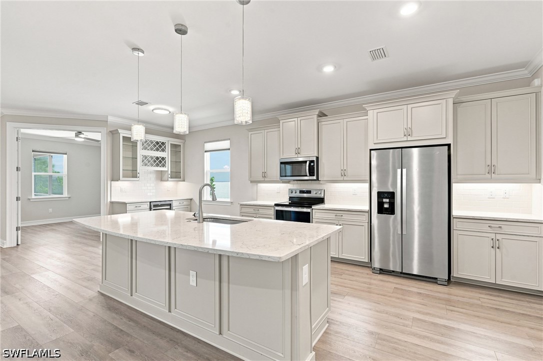 28140 Captiva Shell LOOP