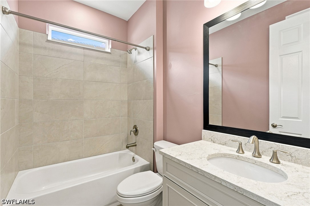 28140 Captiva Shell LOOP