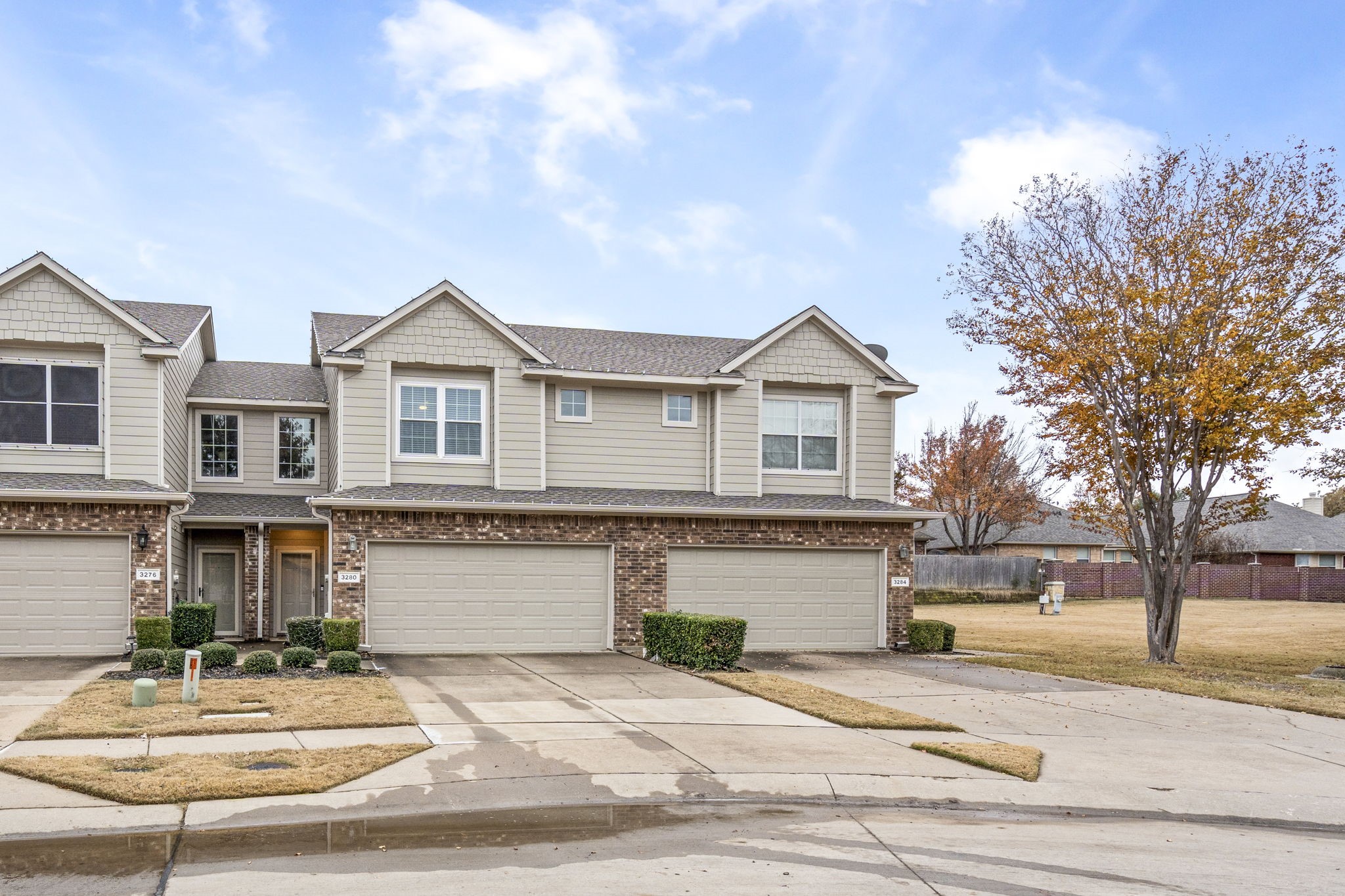 3280 Tarrant Lane