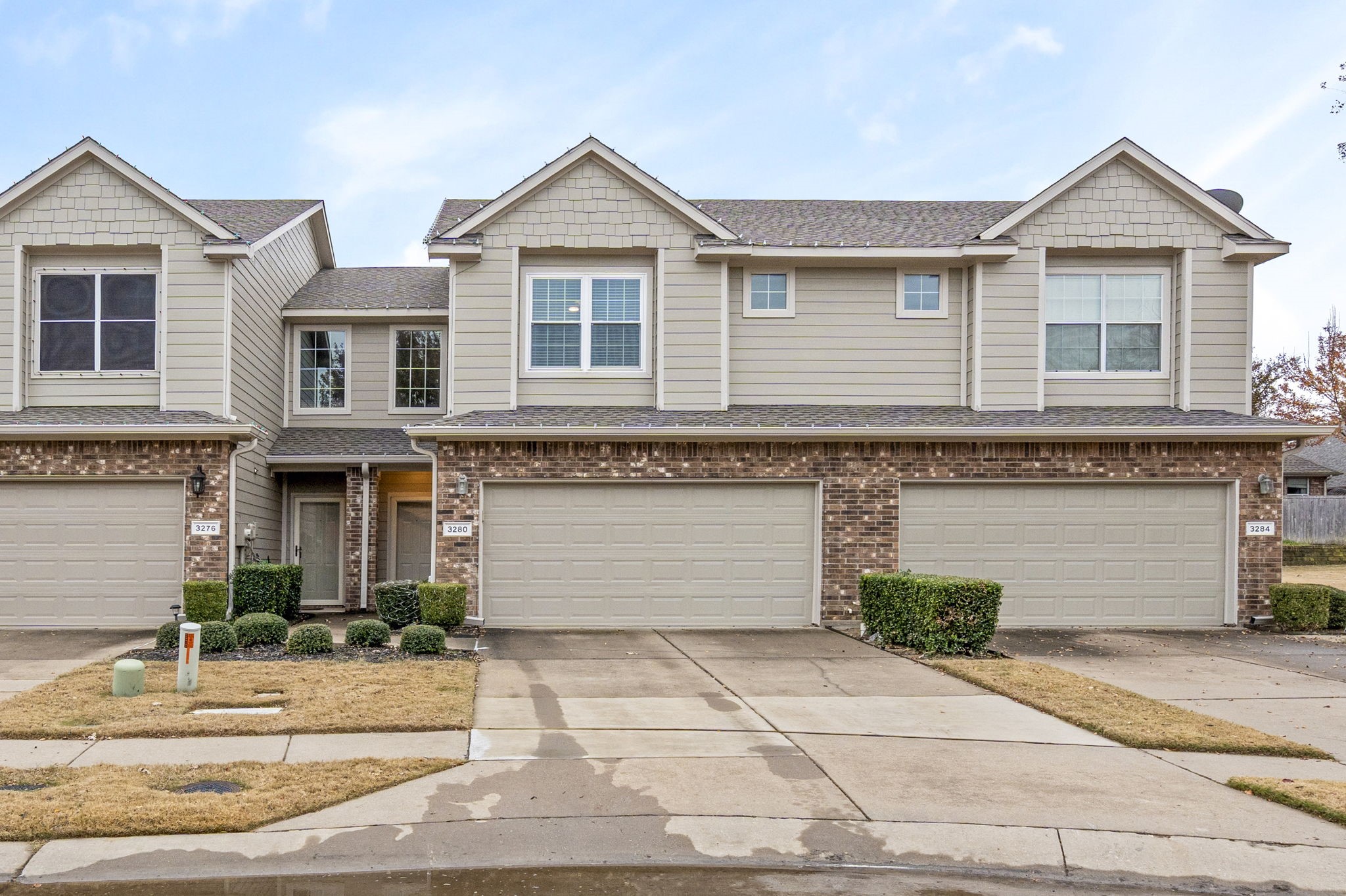 3280 Tarrant Lane