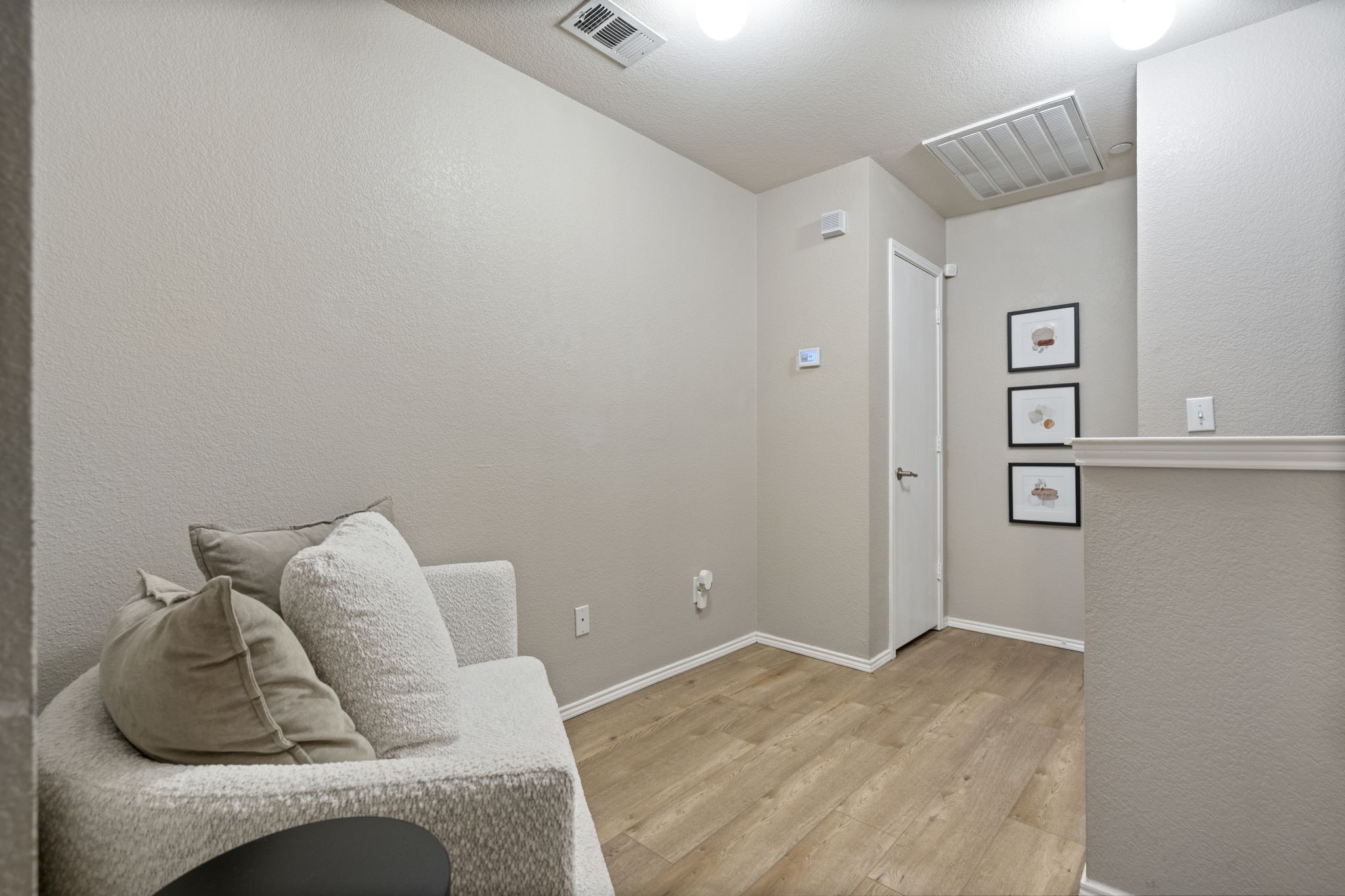 3280 Tarrant Lane