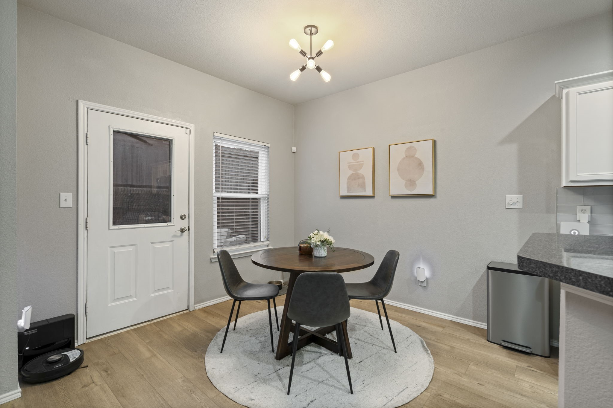 3280 Tarrant Lane