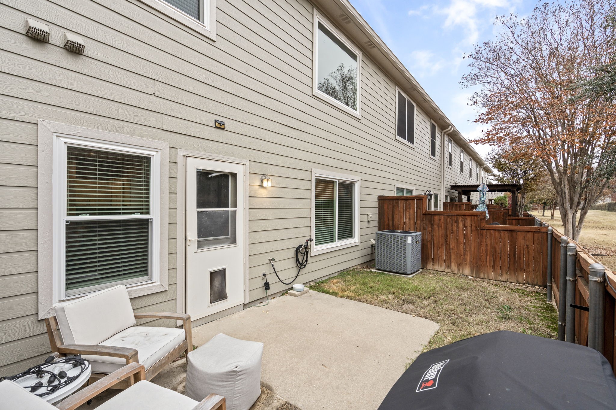 3280 Tarrant Lane