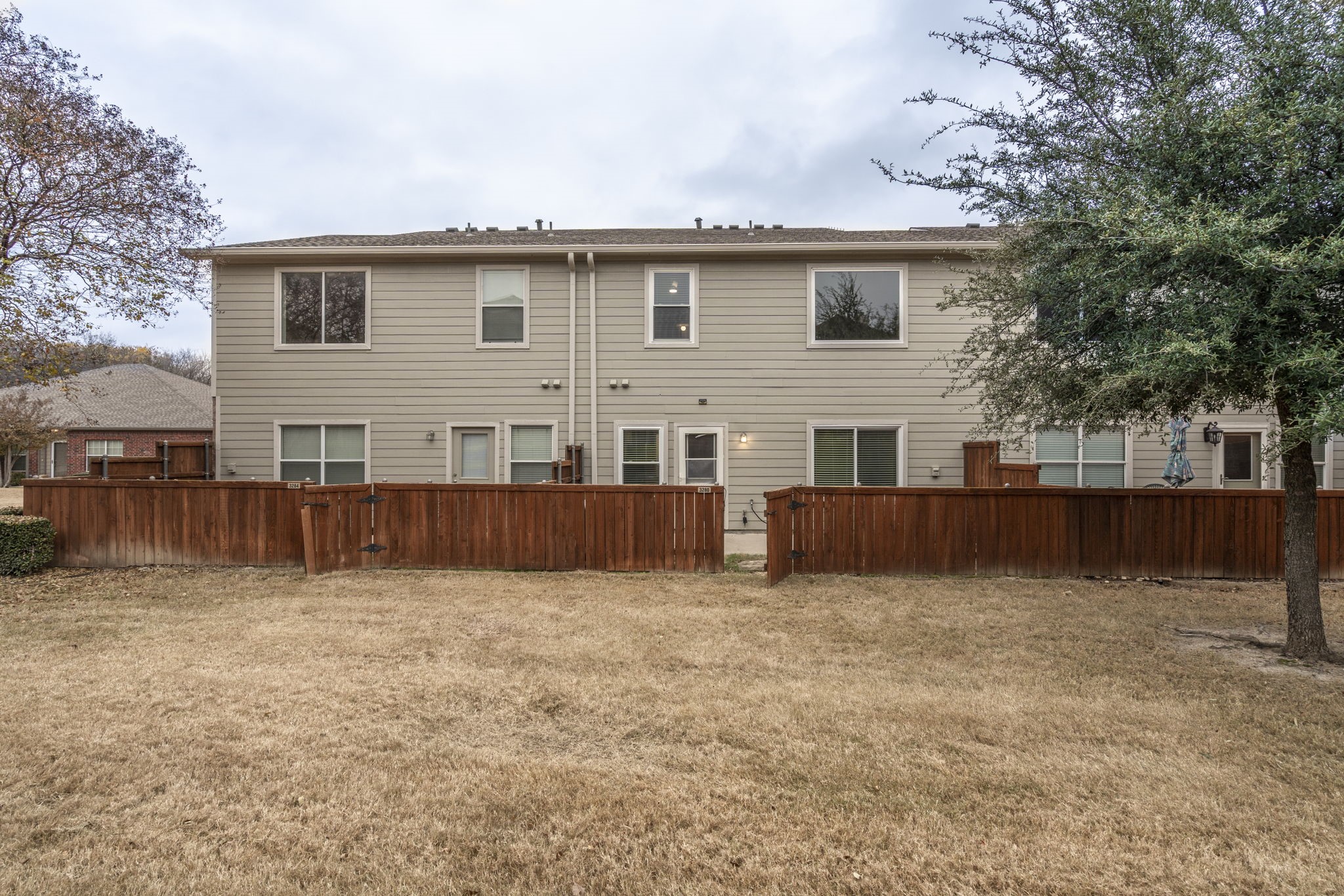 3280 Tarrant Lane