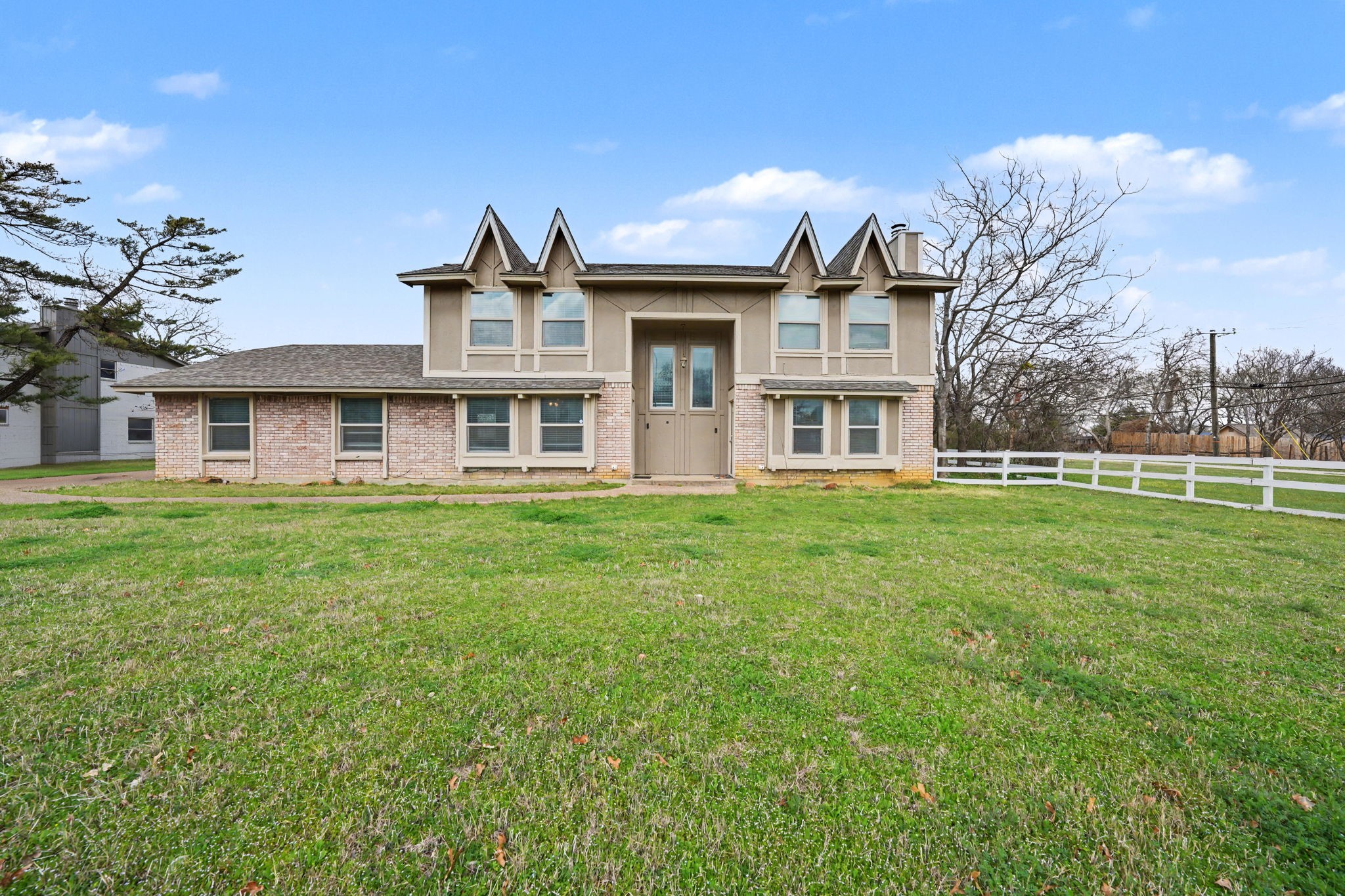 6925 Calender Road A