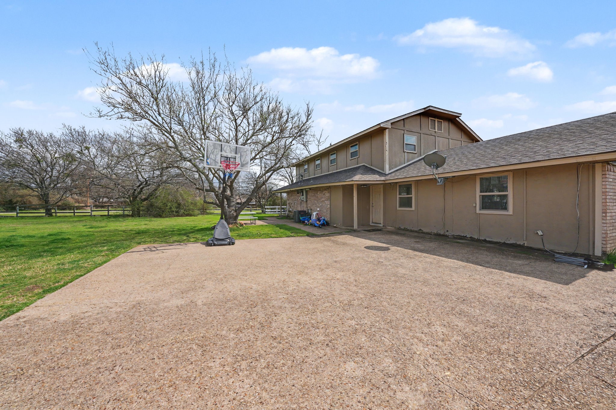6925 Calender Road A