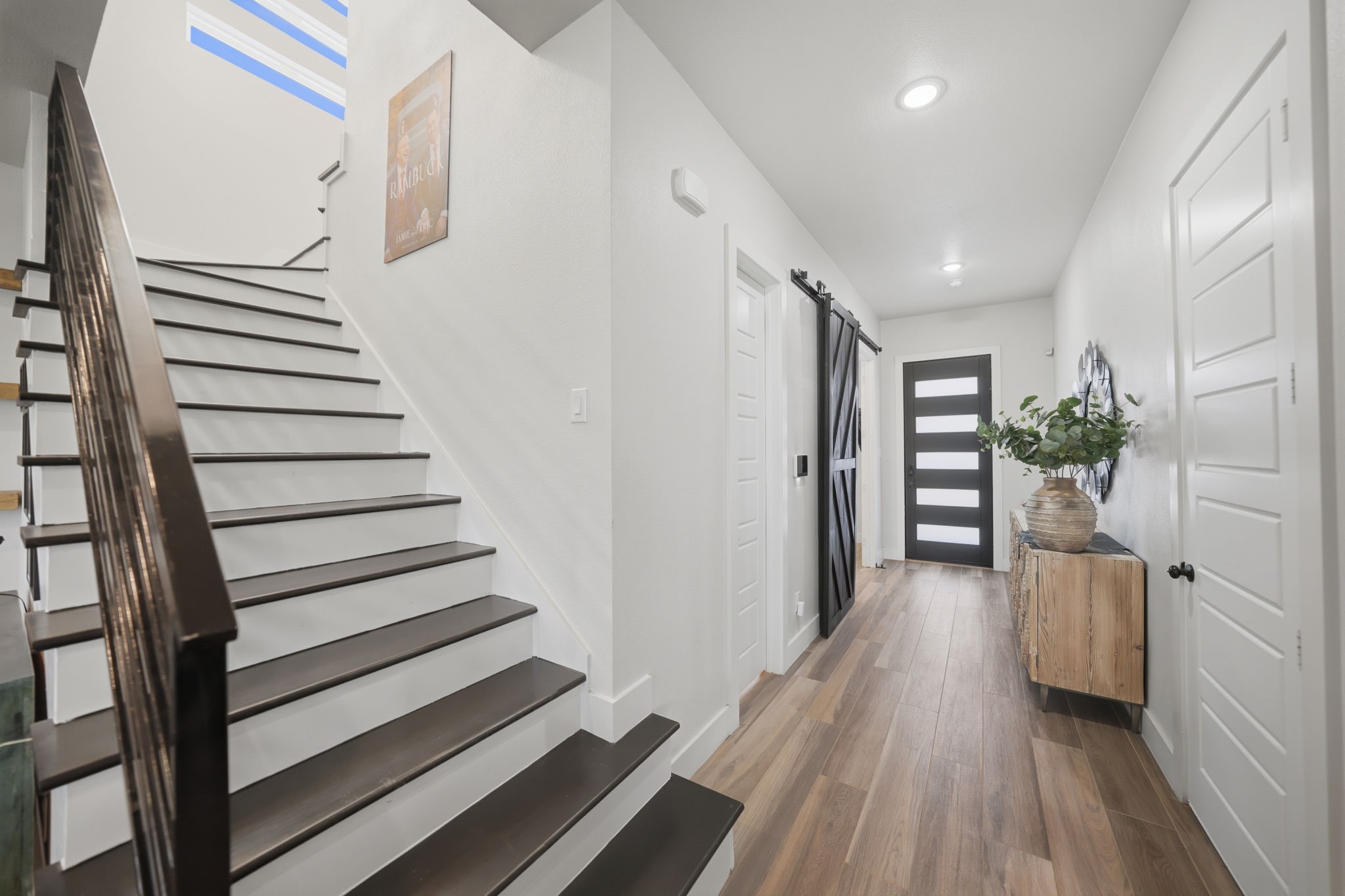 3038 S Denley