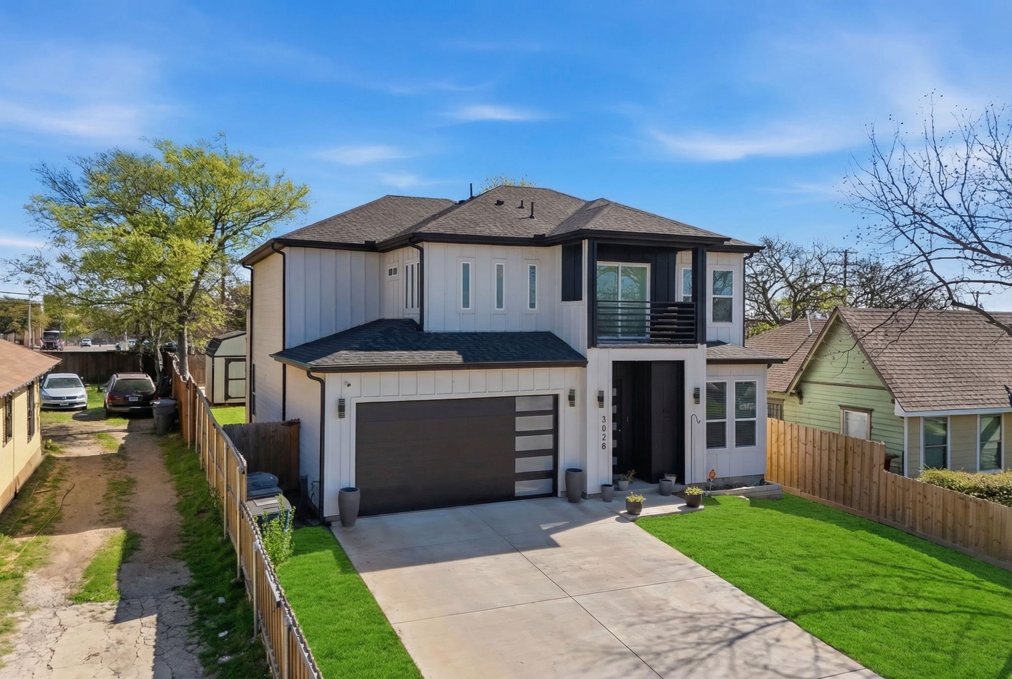 3038 S Denley