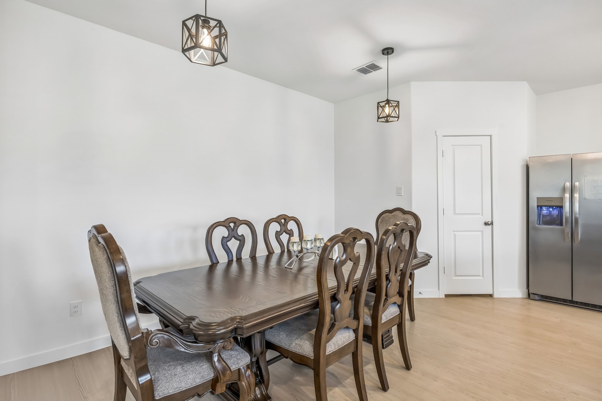 1801 Rubber Fig Lane