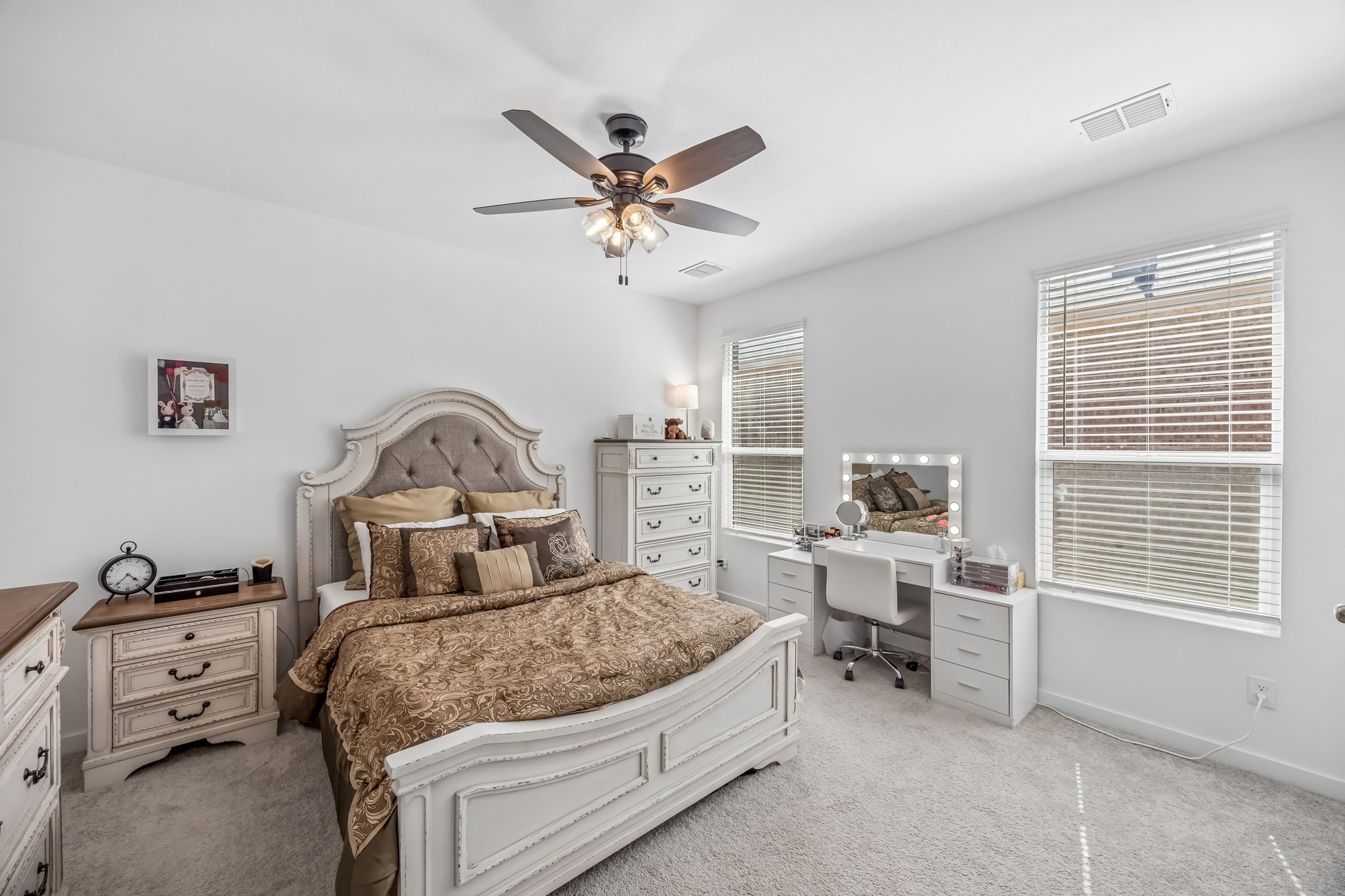 1801 Rubber Fig Lane