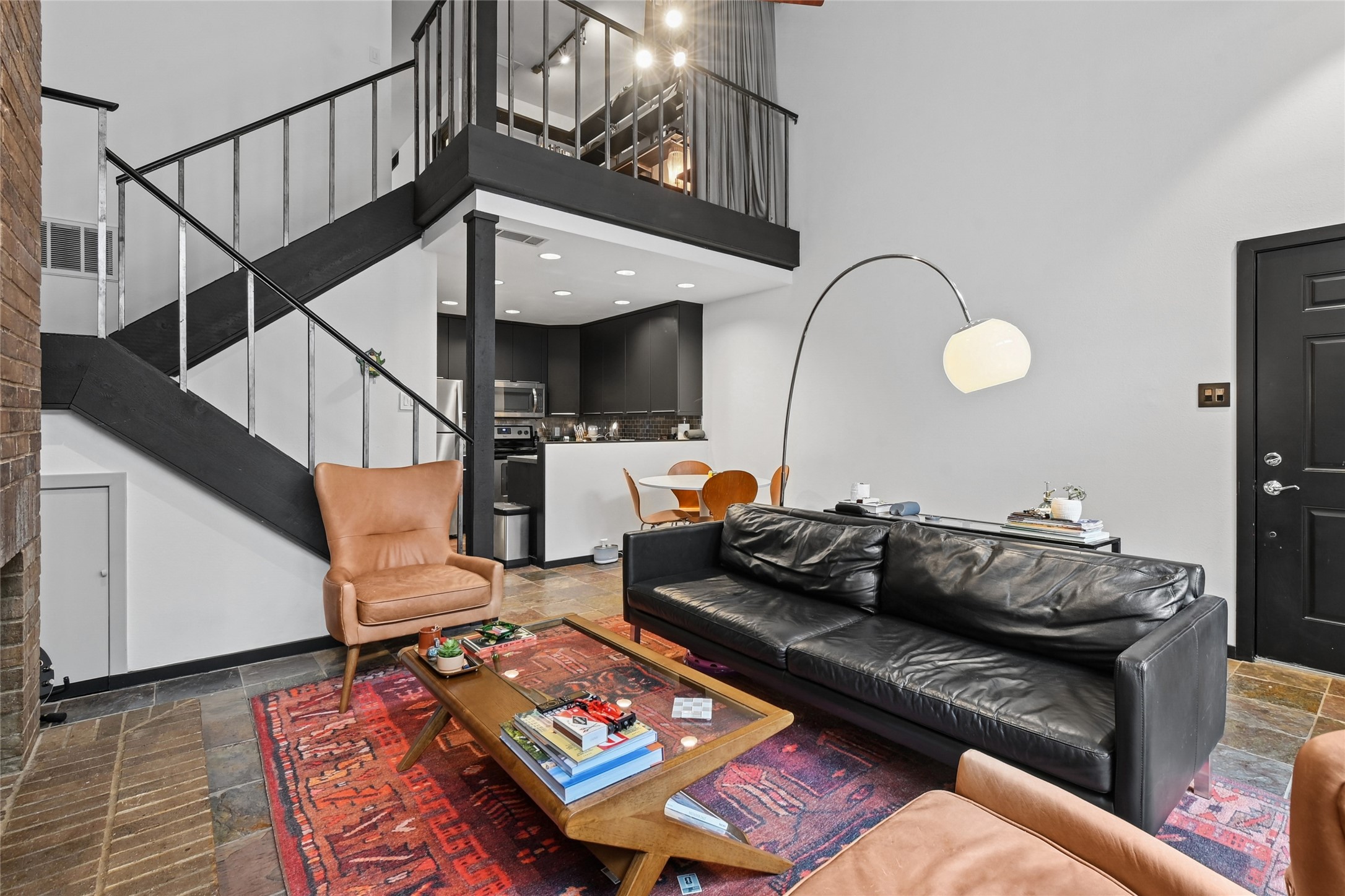 4333 Bowser Avenue 6