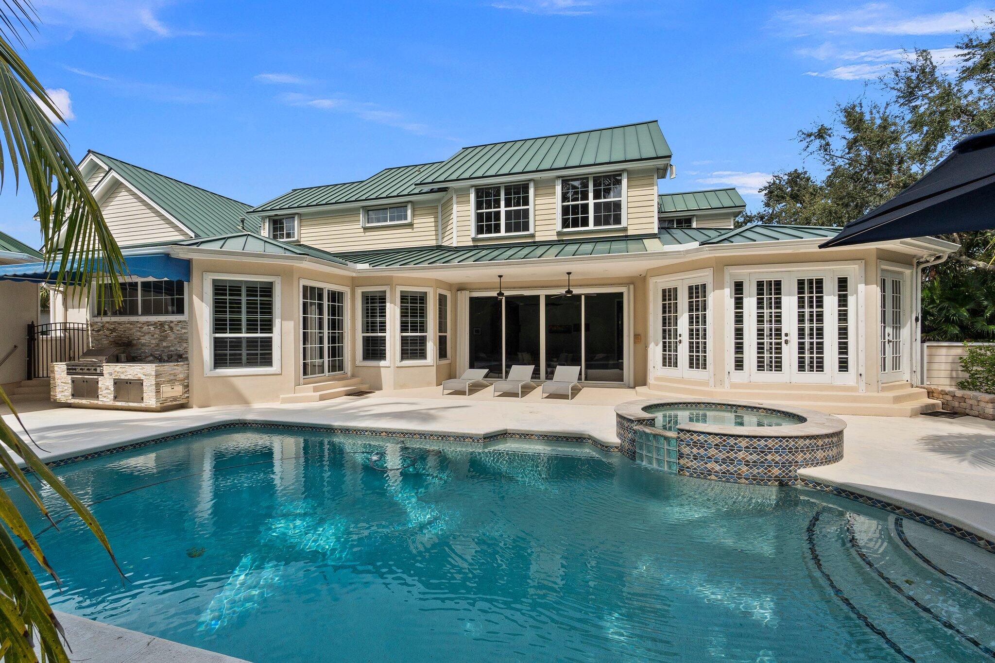 3986 SW Rivers End Way