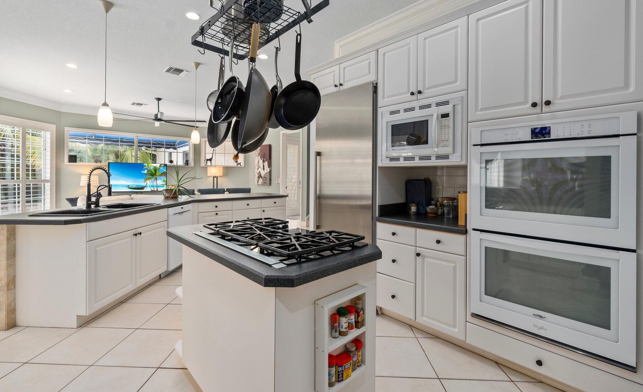 3986 SW Rivers End Way