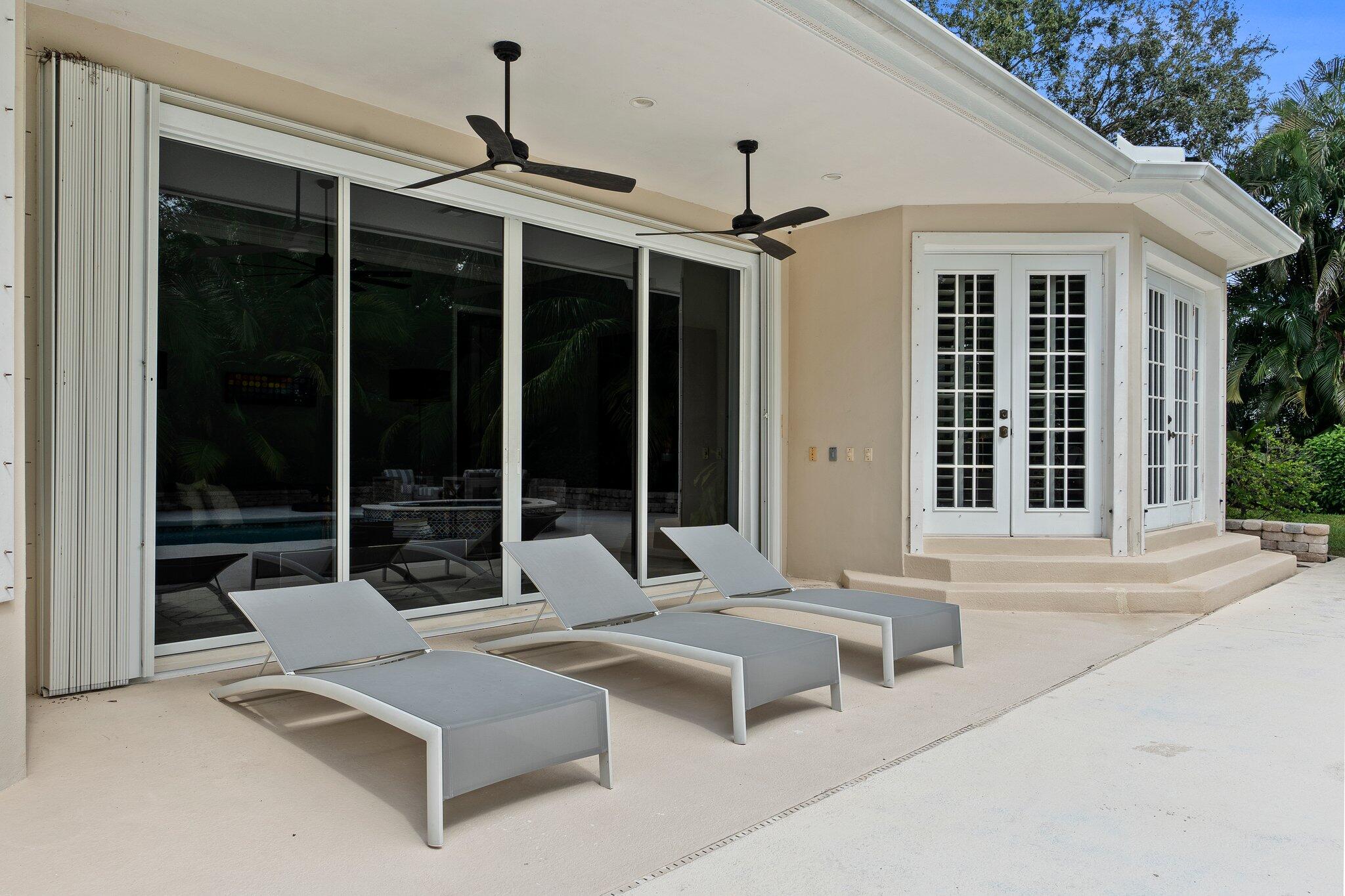 3986 SW Rivers End Way