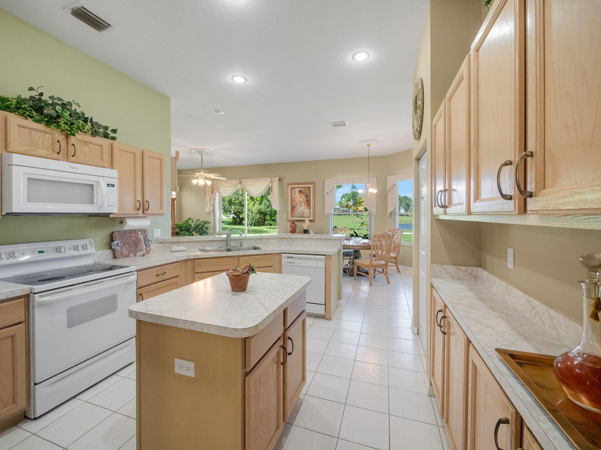 3419 SE East Snow Road