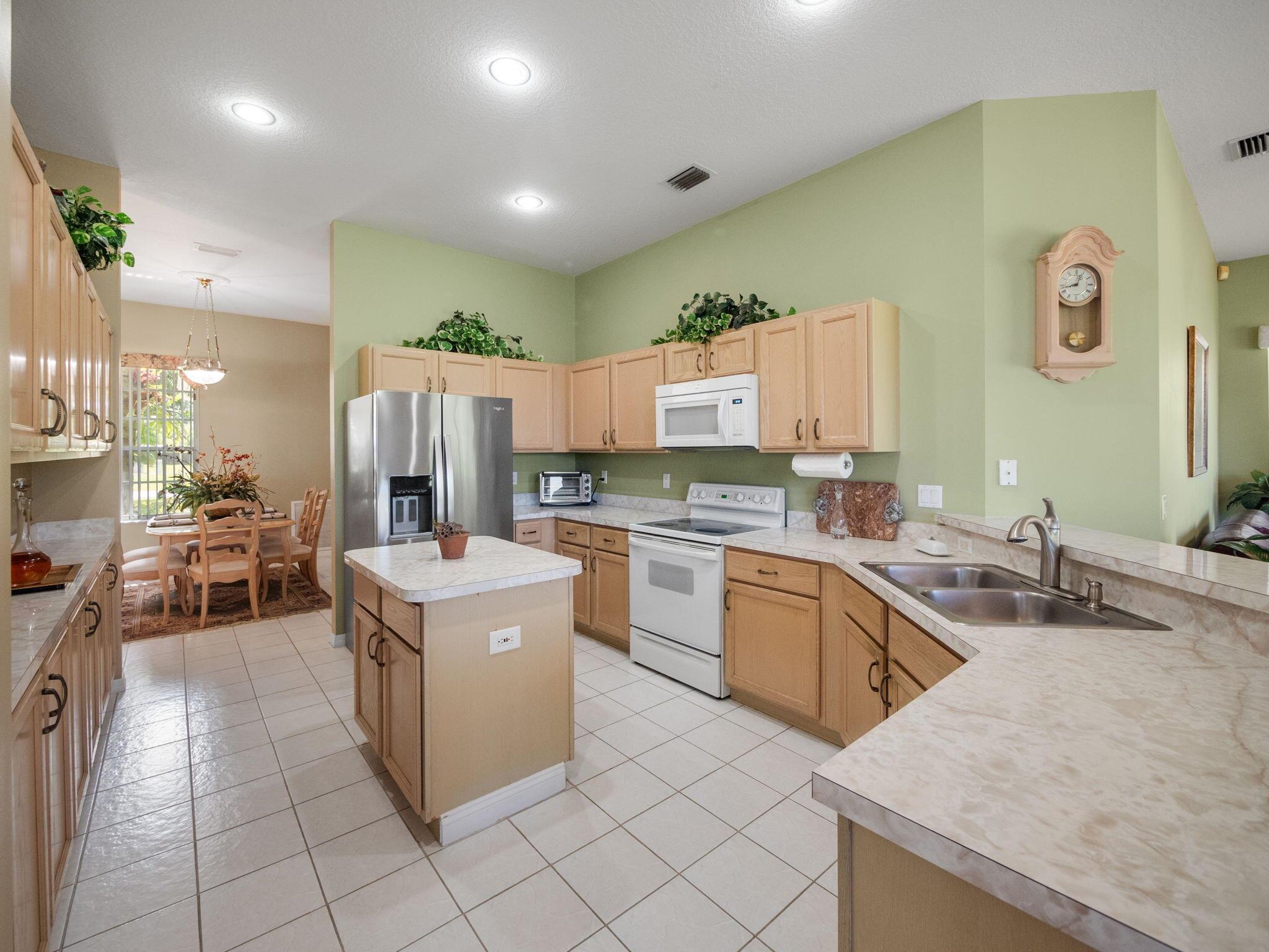 3419 SE East Snow Road