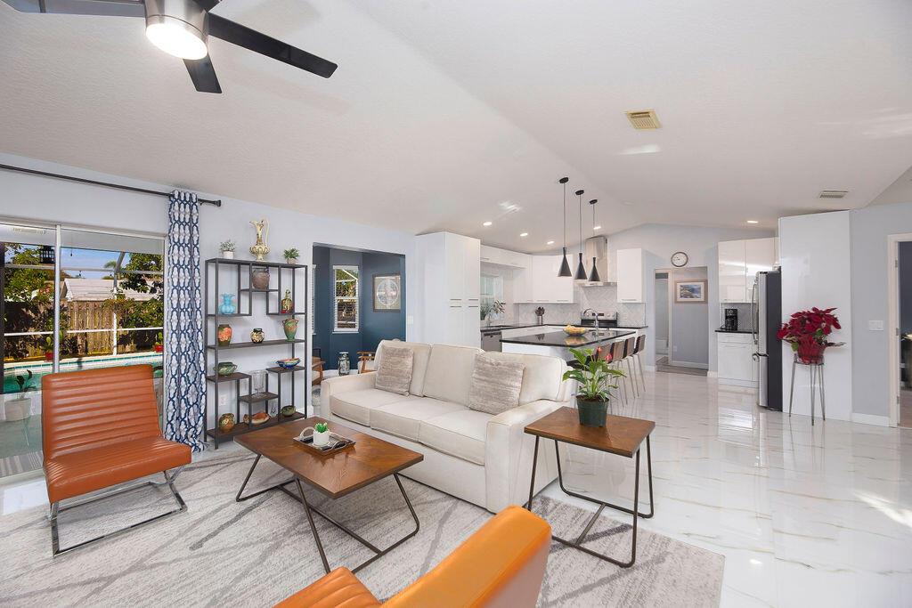 3338 SE East Snow Road