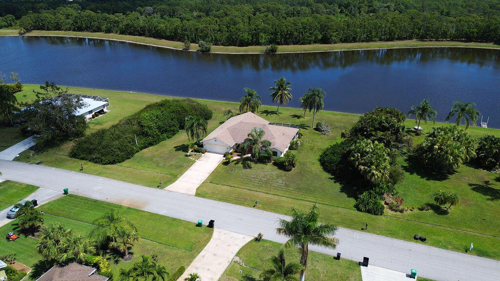 3381 SE East Snow Road