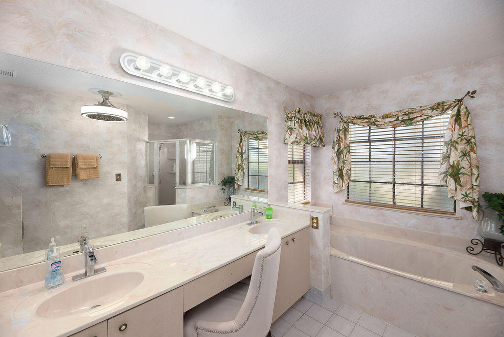 3381 SE East Snow Road