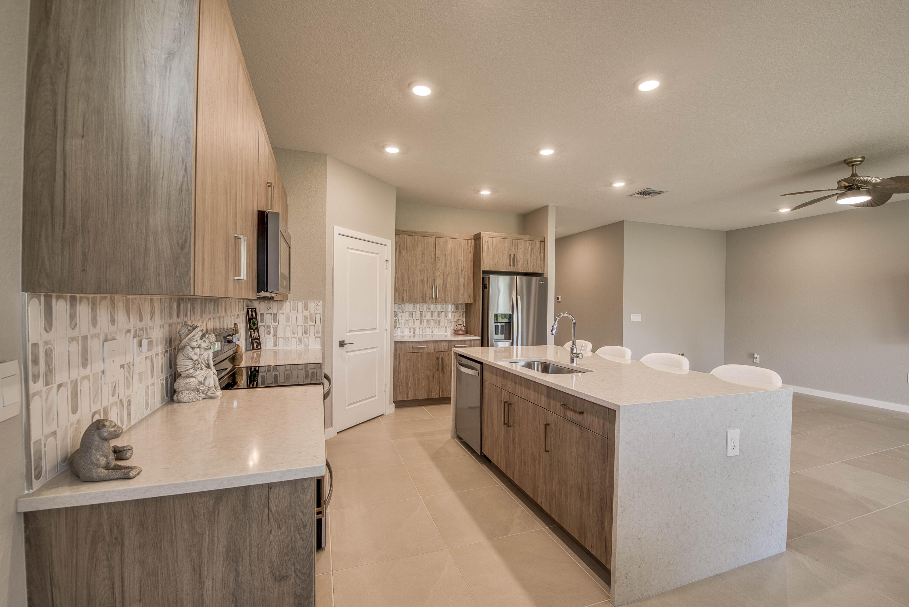 1878 NE Ocean Dunes Drive