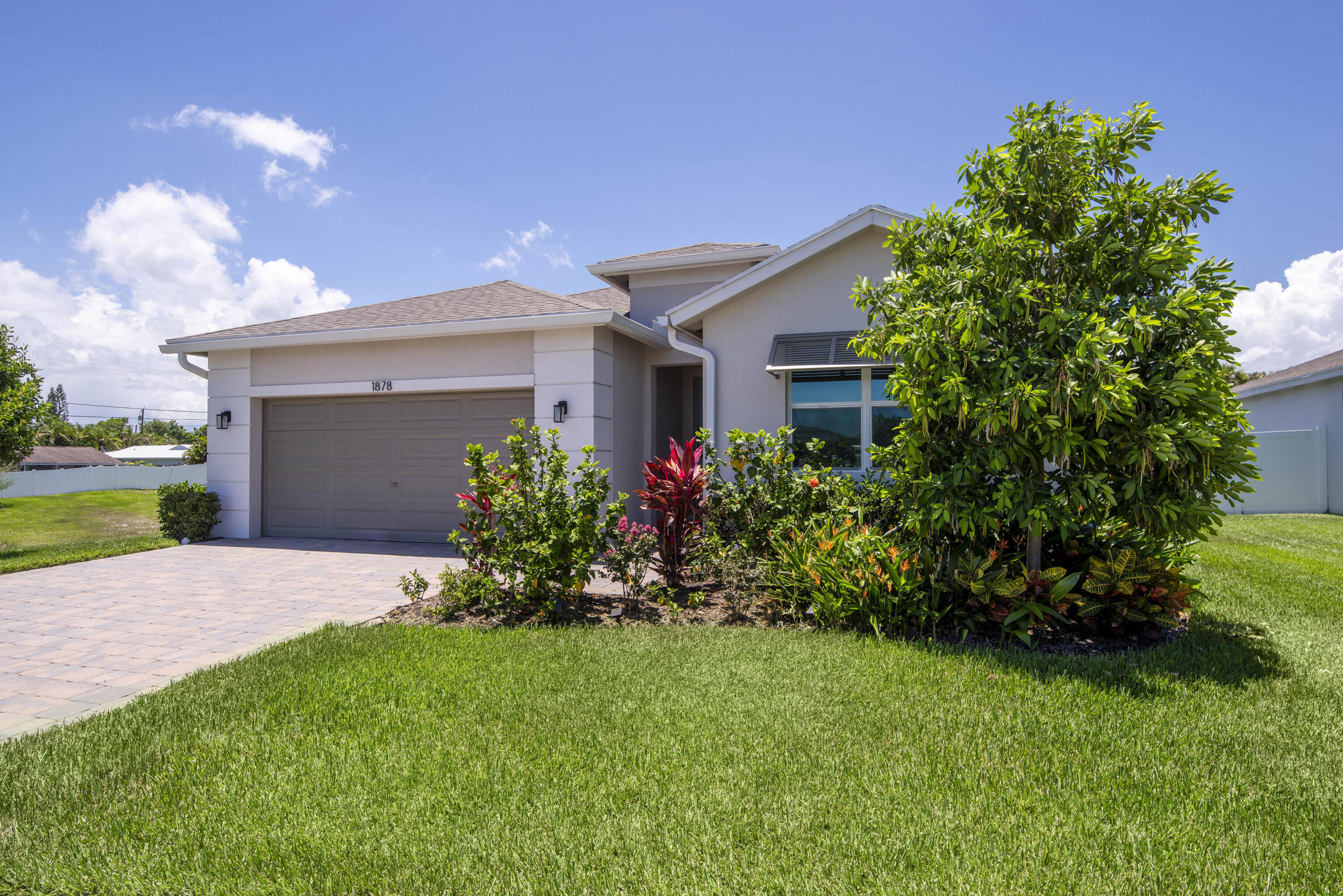 1878 NE Ocean Dunes Drive